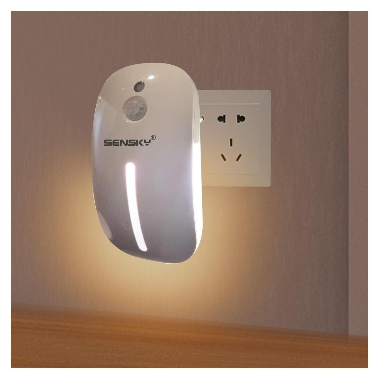 Luz Nocturna con Sensor de Movimiento Sensky FG-22033U 5.7x5.3cm