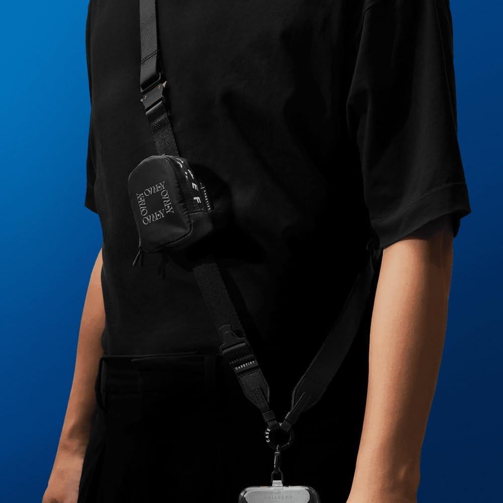 Funda para Auriculares CASETiFY Negra Resistente al Agua