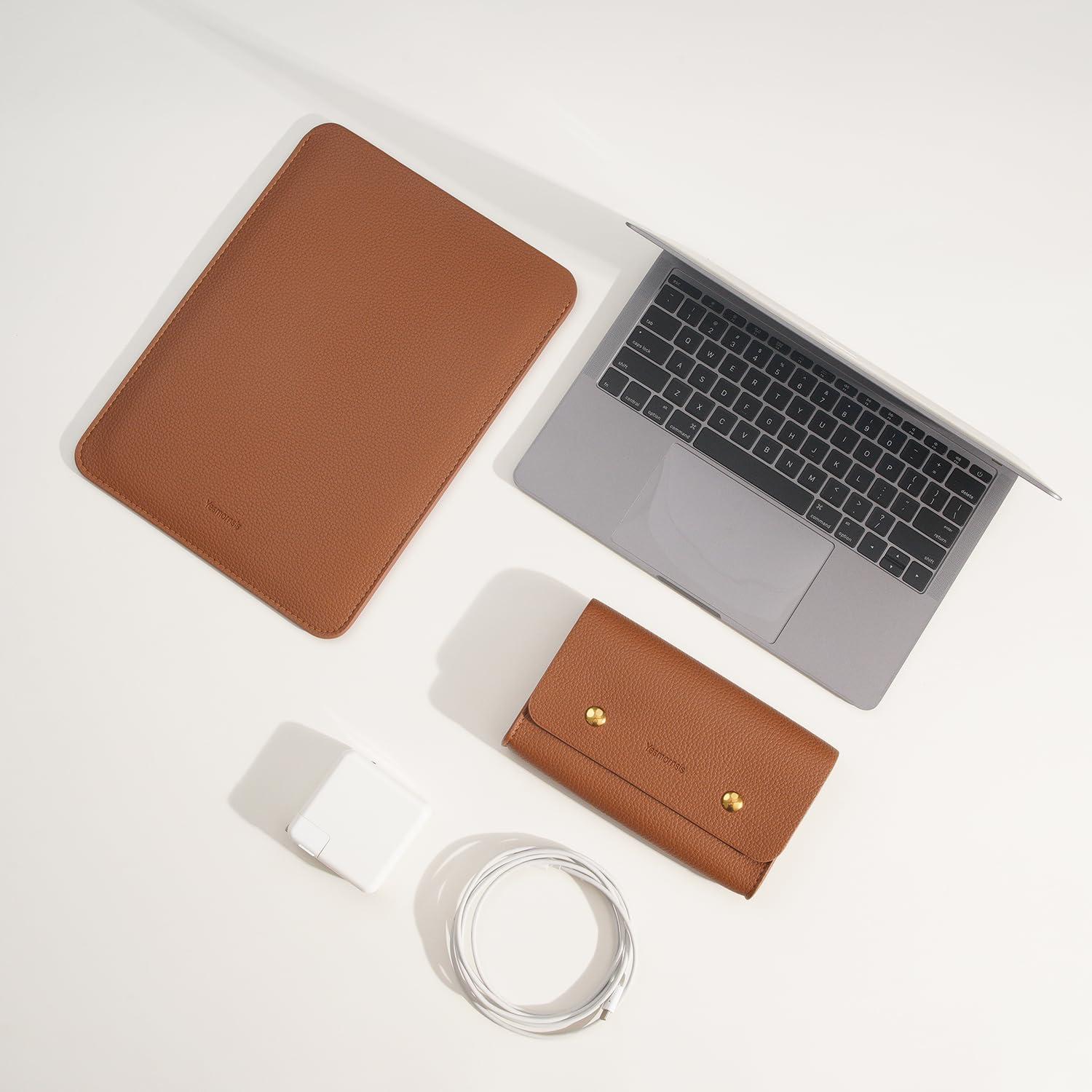 Funda de Laptop Yesmornsis 13" Cuero PU Acolchada Marrón