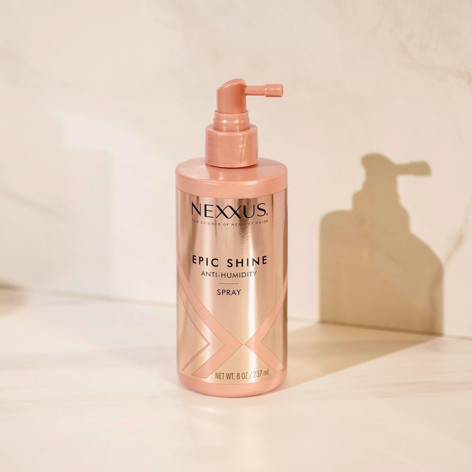 Spray Brillante Antihumedad Nexxus Epic Shine 226.8 ml