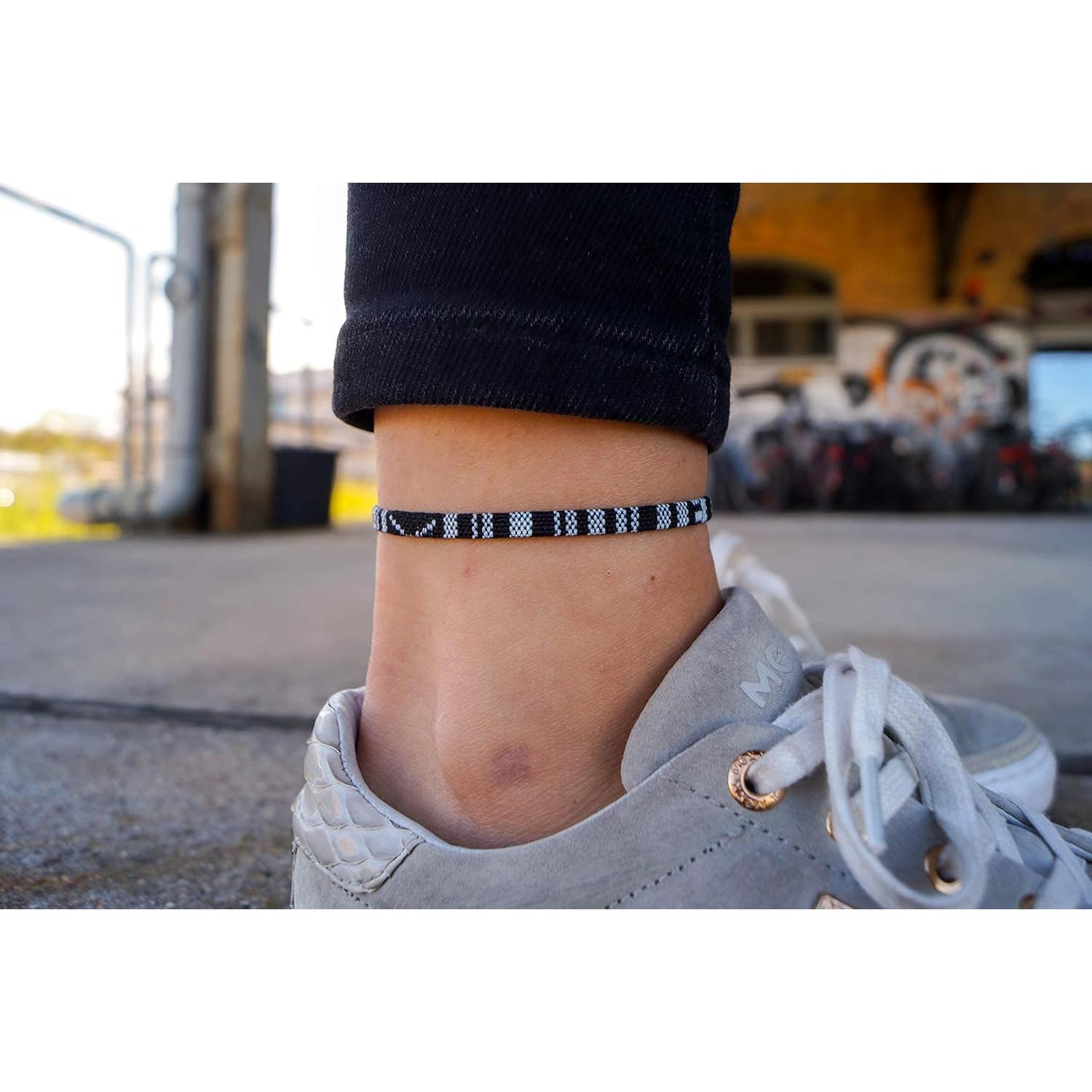 Pulsera de Tobillo Hecha a Mano Nami Ajustable Impermeable Negro