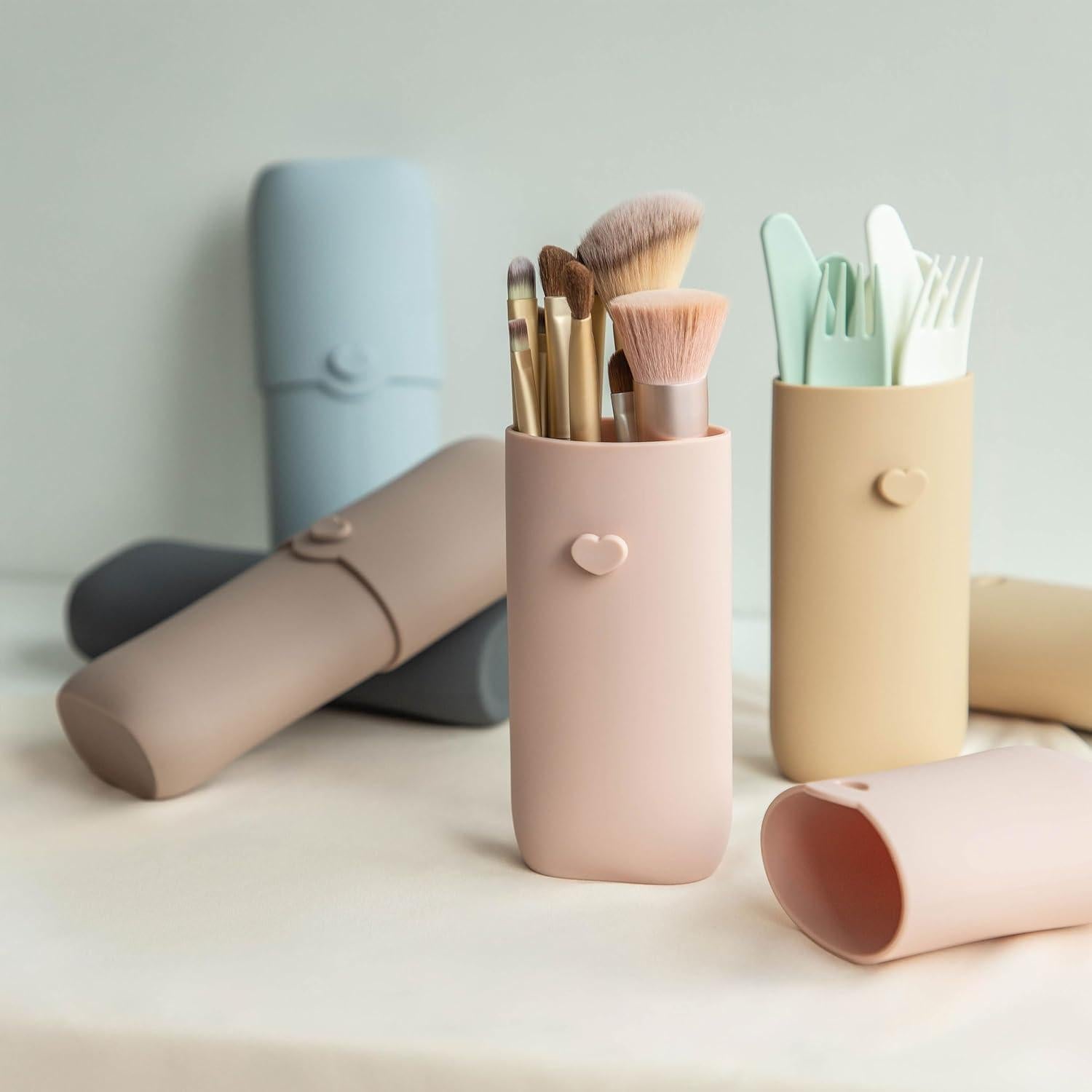 Soporte de Brochas de Maquillaje Zoka Rosa - Estuche Impermeable