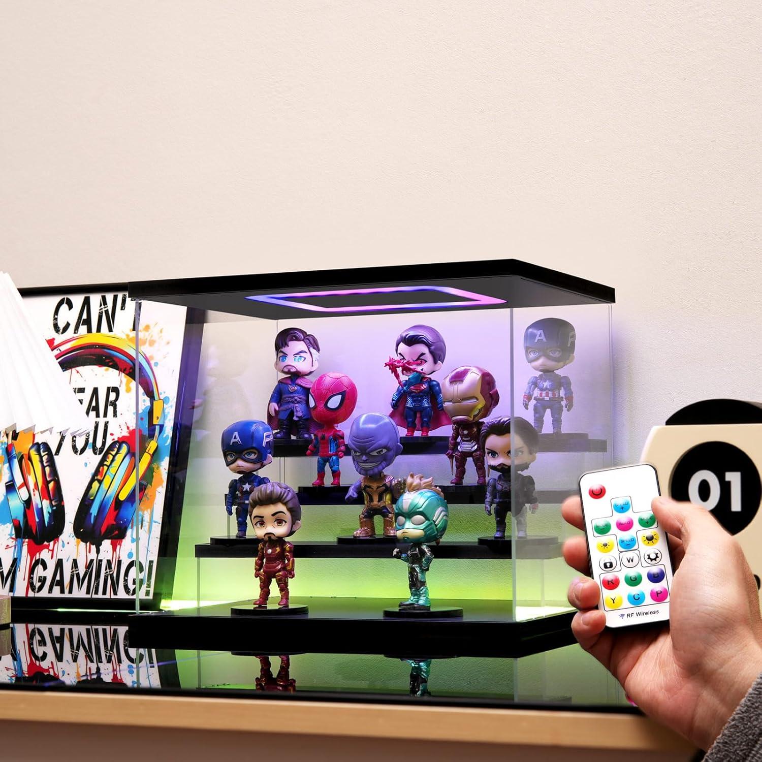 Caja de Exhibición Acrílica AZEYN 4 Niveles 32x24.5x27cm LED