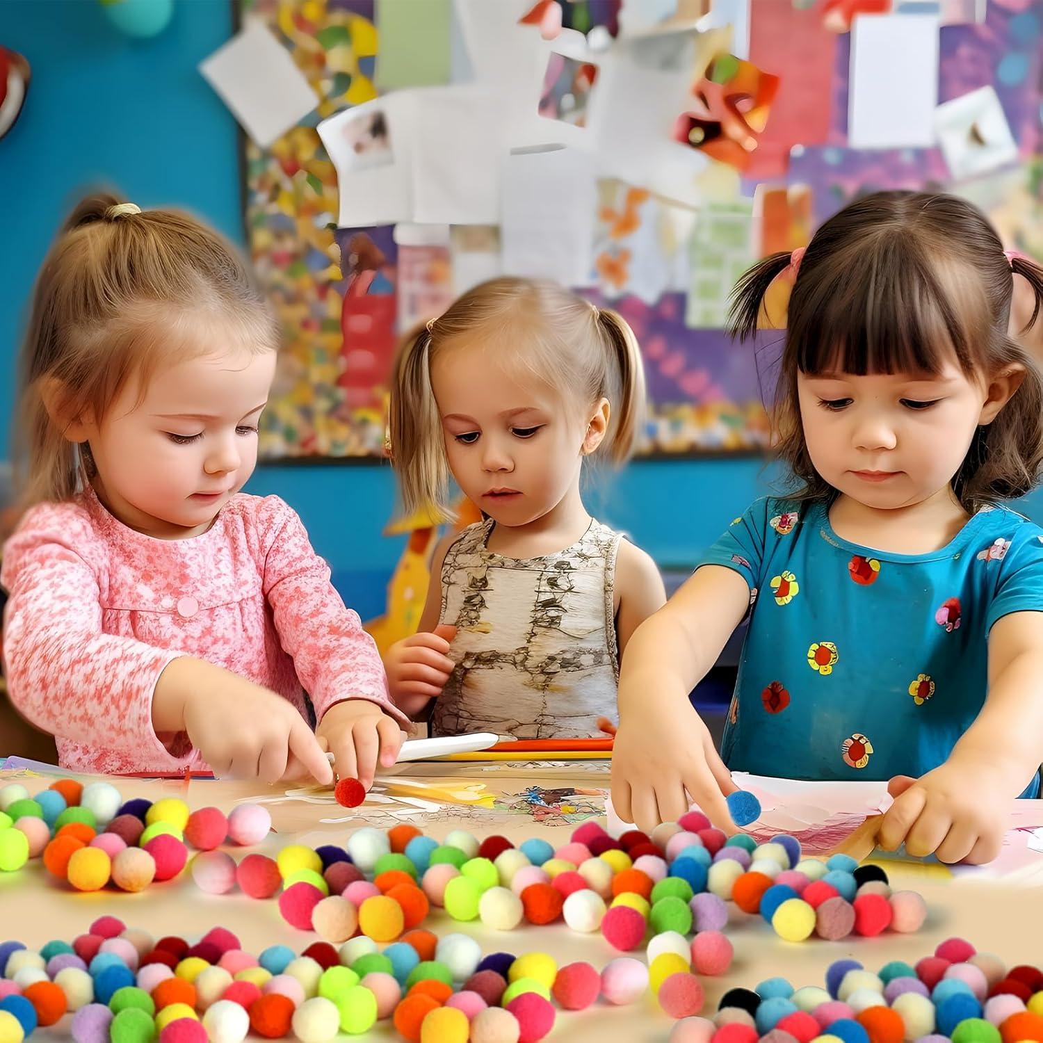 TUPARKA 100 Pcs Craft Pom Poms 1 Inch Felt Balls for Kids DIY Art Creative Crafts Projects and Decoration(Multicolor)