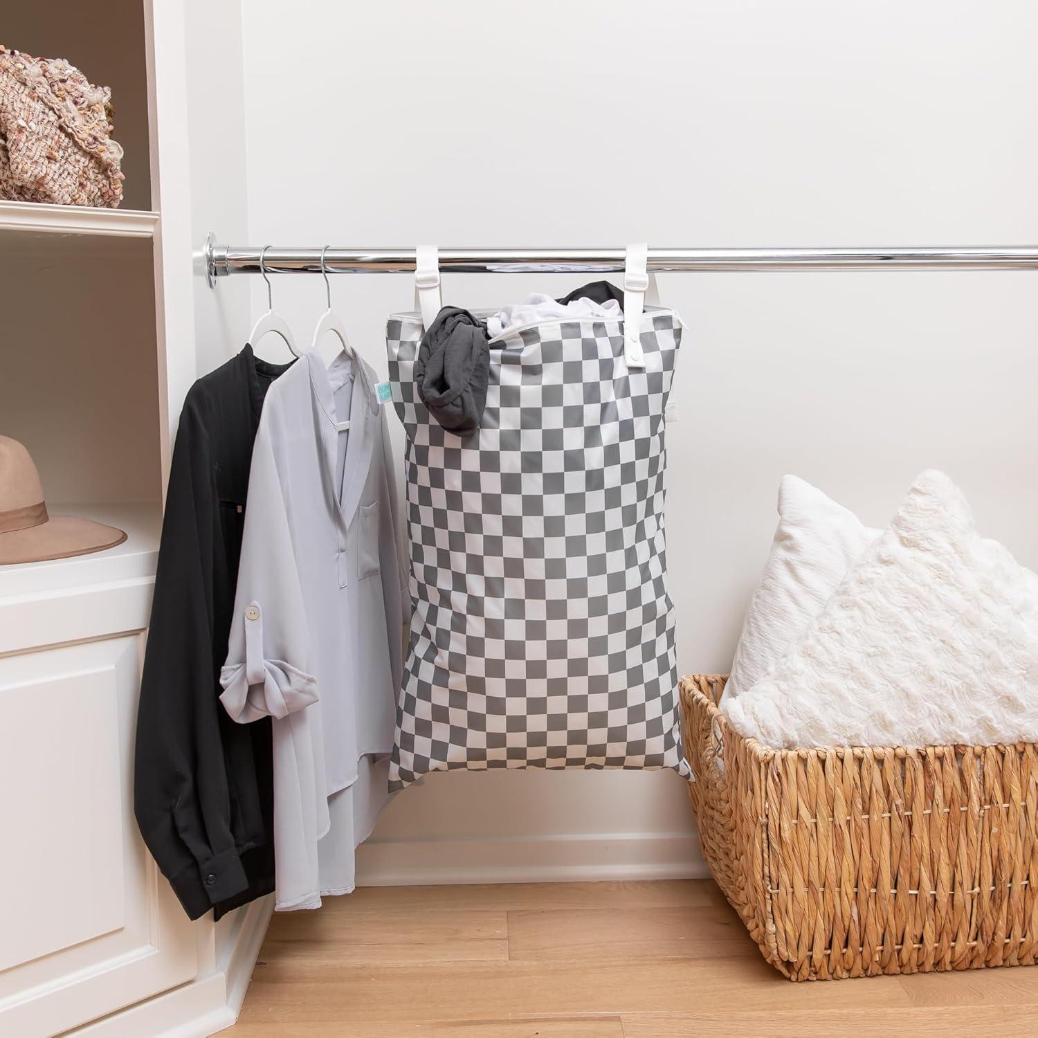 Bolsa Húmeda Colgante XL Bumkins - Impermeable para Ropa Sucia