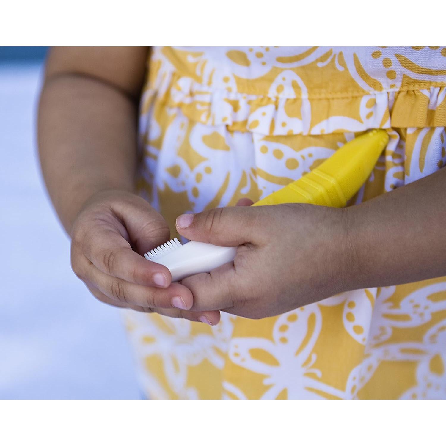 Cepillo de Dientes Baby Banana Flexible para Niños Pequeños