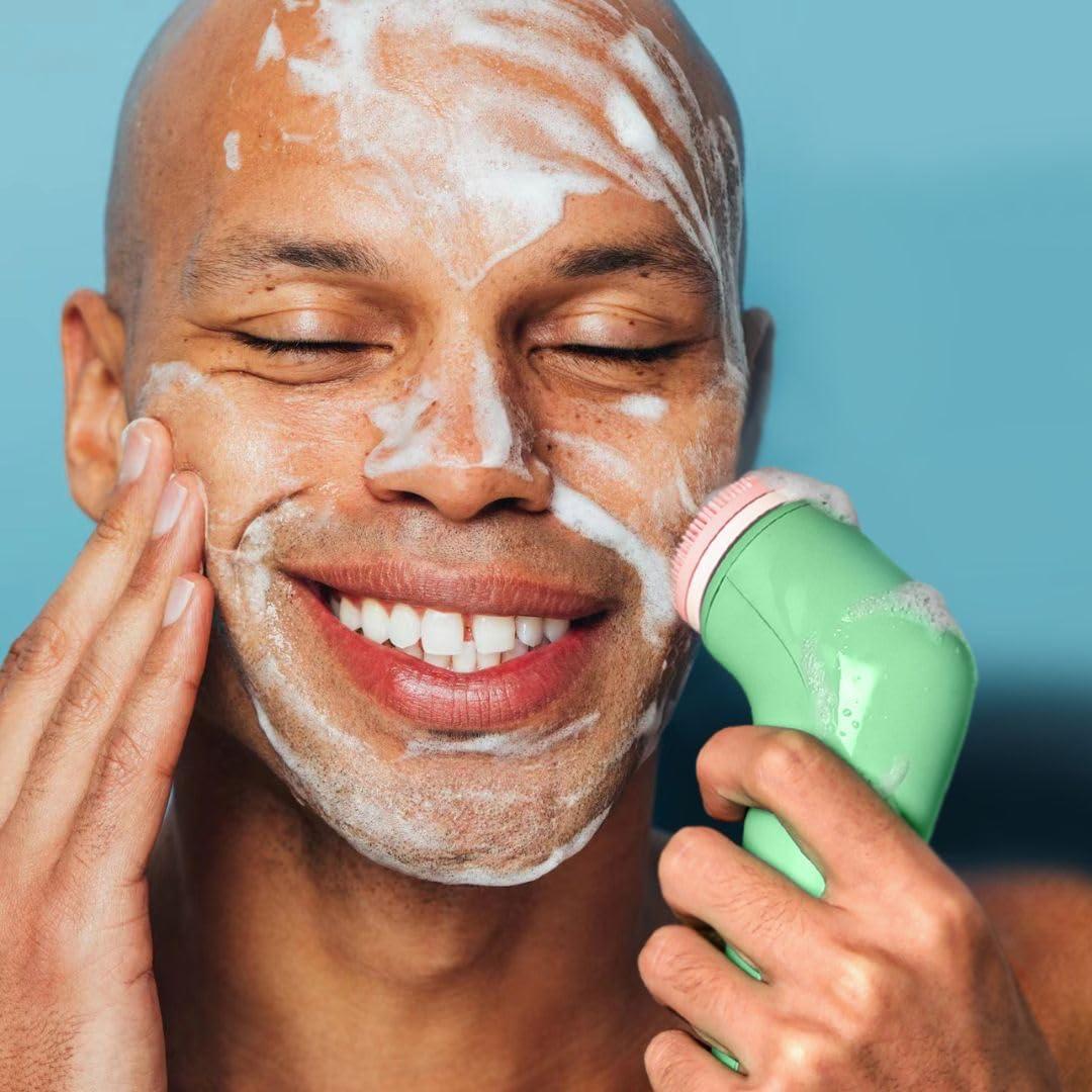 Cepillo Facial Eléctrico Fancii Skylar Verde con Estación de Autolimpieza