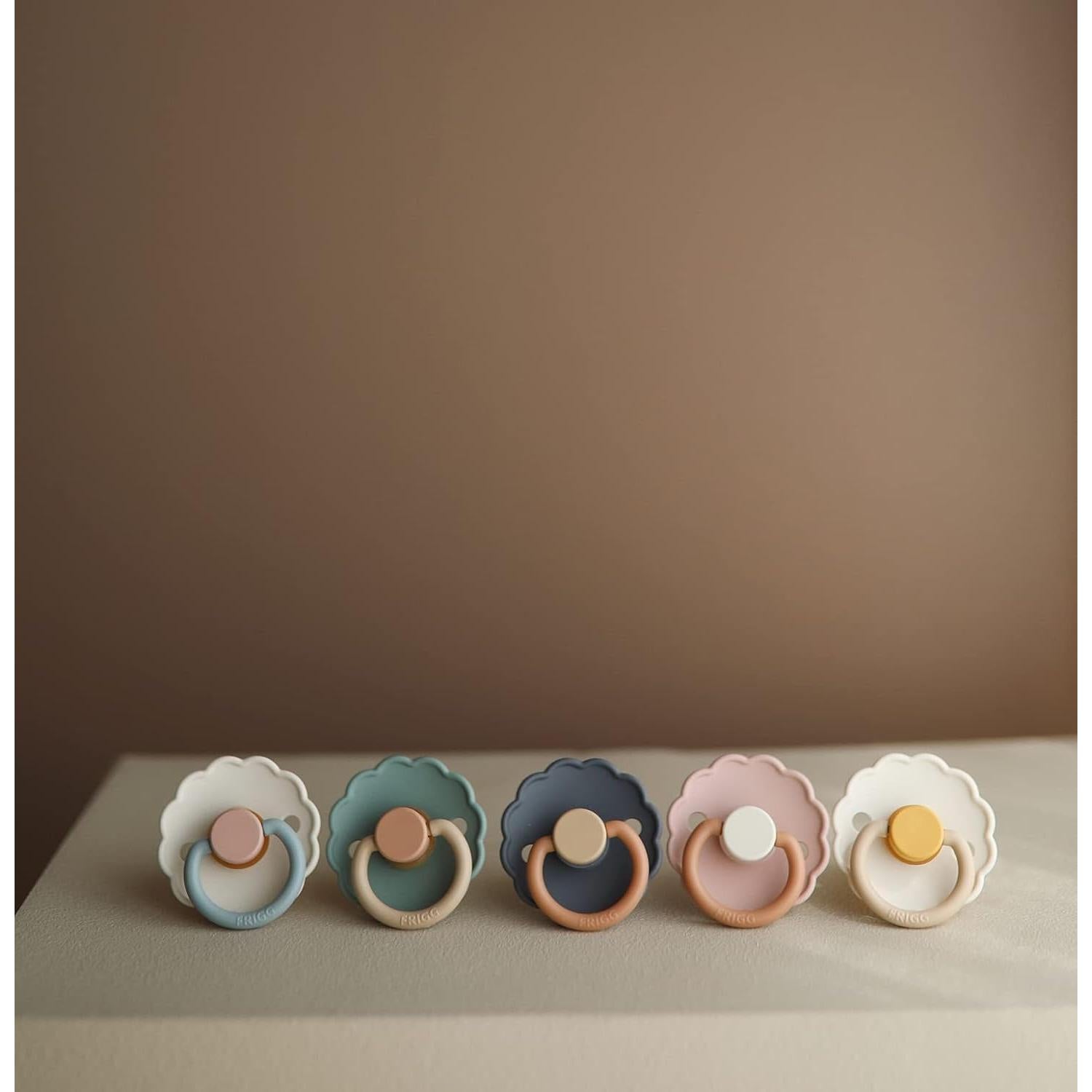 Chupete de Goma Natural FRIGG Daisy 0-6 Meses 2-Pack Libre BPA