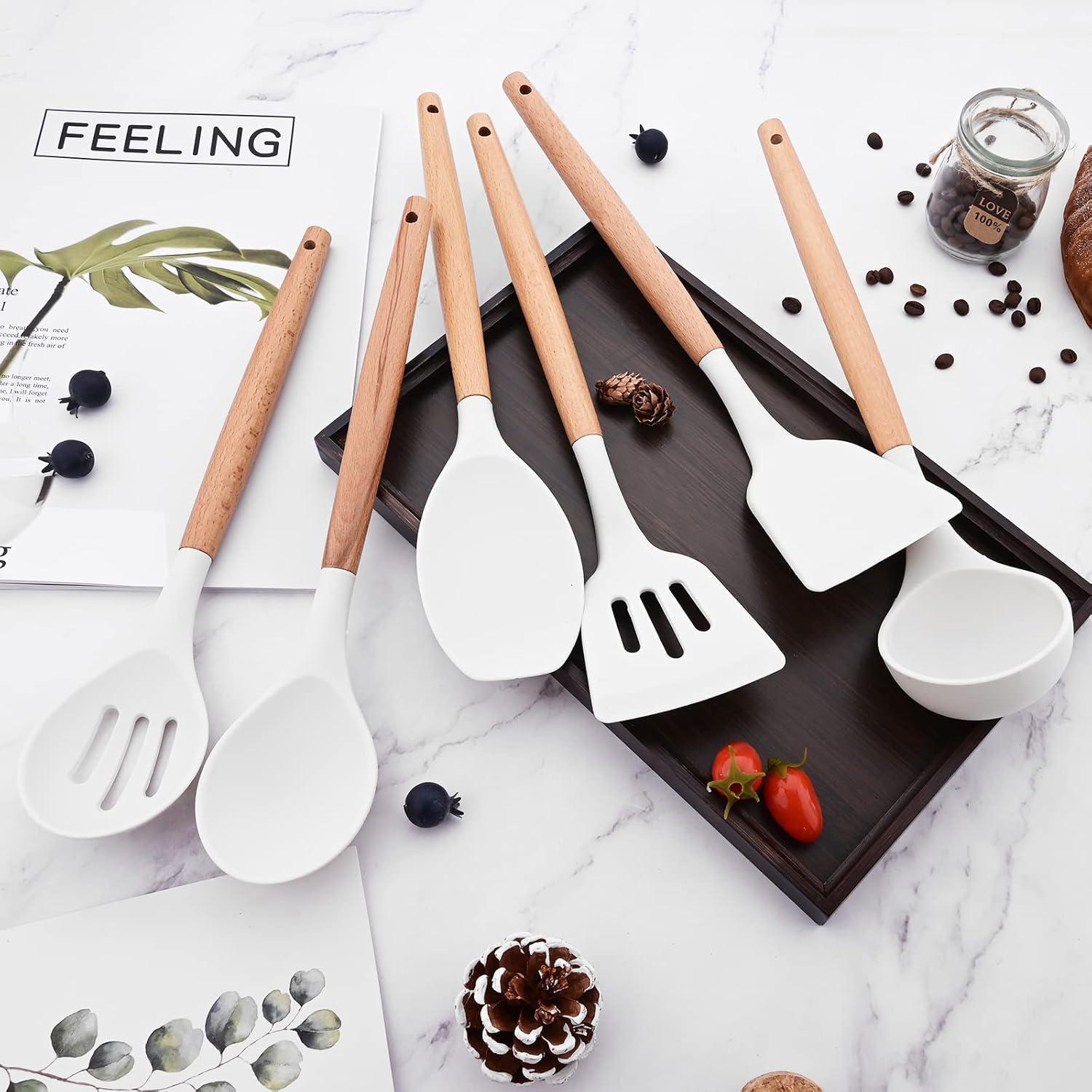 Cuchara Sólida de Silicona Blanca BRIIEC con Mango de Madera