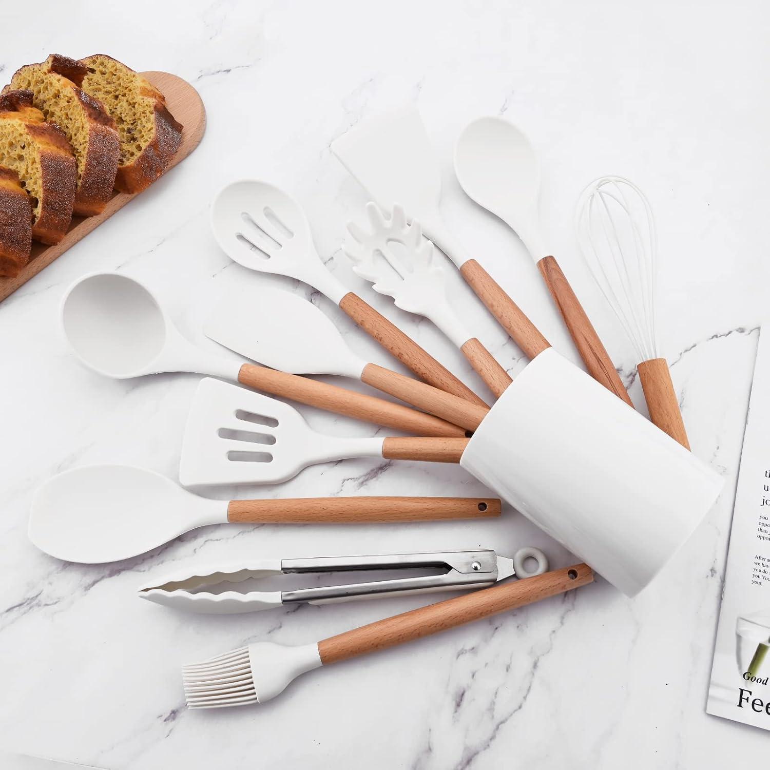 Cuchara Sólida de Silicona Blanca BRIIEC con Mango de Madera