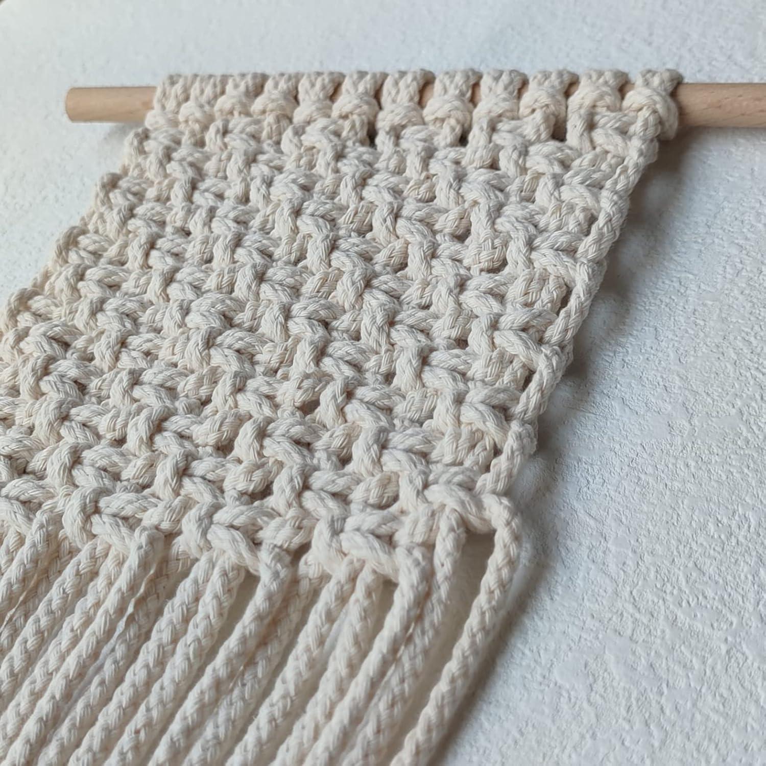 Cordón de macramé trenzado CAQUBO 4mm x 82.29m Beige