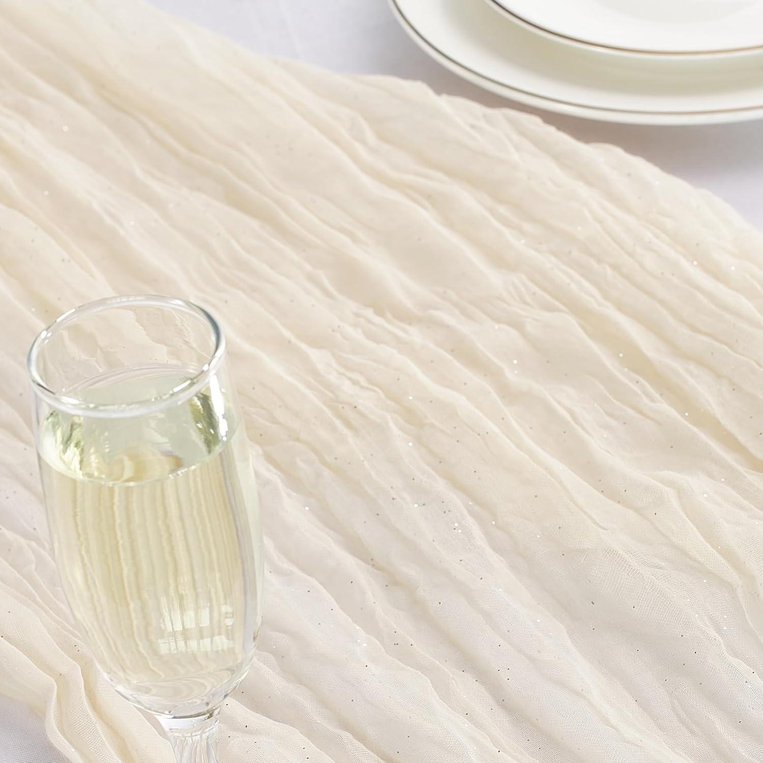 Corredor de Mesa Brillante Gasa Beige 3.05 m para Bodas y Fiestas