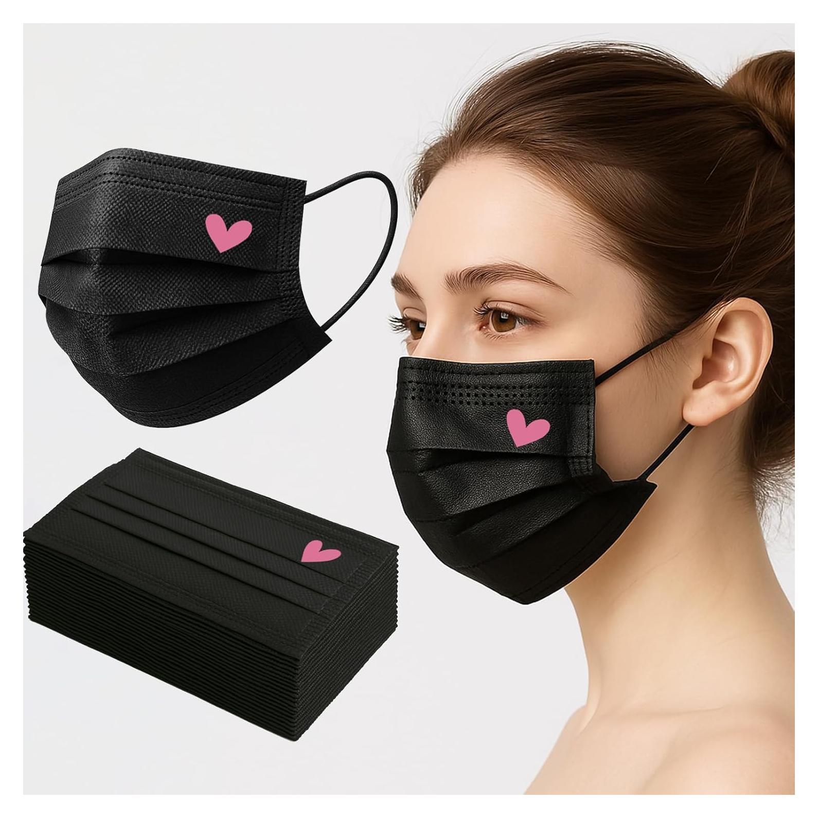 Paquete de 50 mascarillas desechables negras MEESOUL 3 capas con corazones