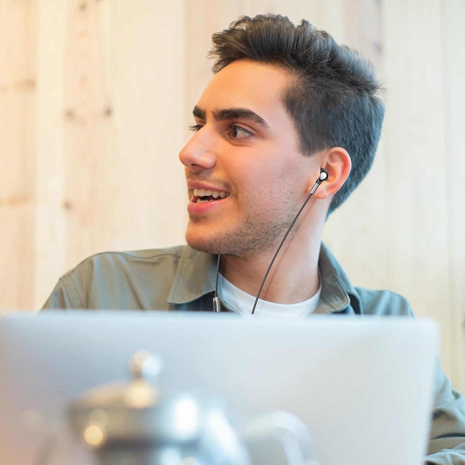 Auriculares USB C BENEWY con Micrófono y Control de Volumen