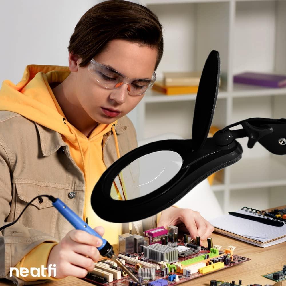 Lámpara de Aumento LED Neatfi 1200 Lúmenes 5 Dioptrías