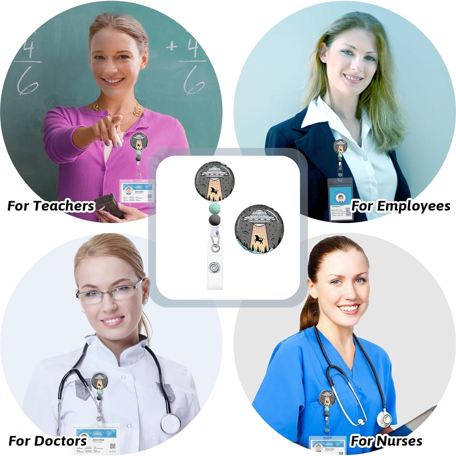 Funda Retráctil Insignia Immaturus Nave Espacial 5.6x3.3cm