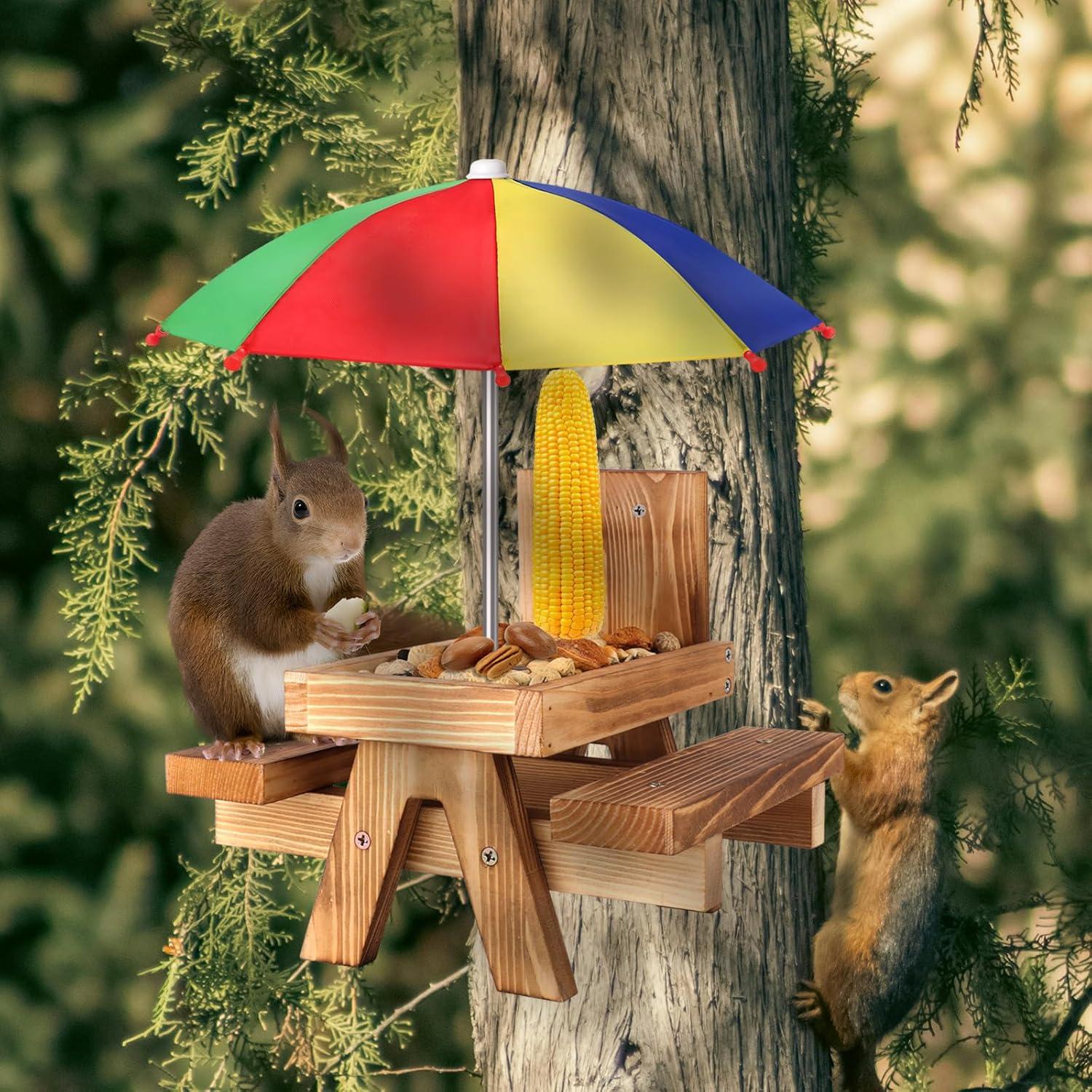 Comedero para Ardillas Gnodry con Paraguas Rojo - Exterior