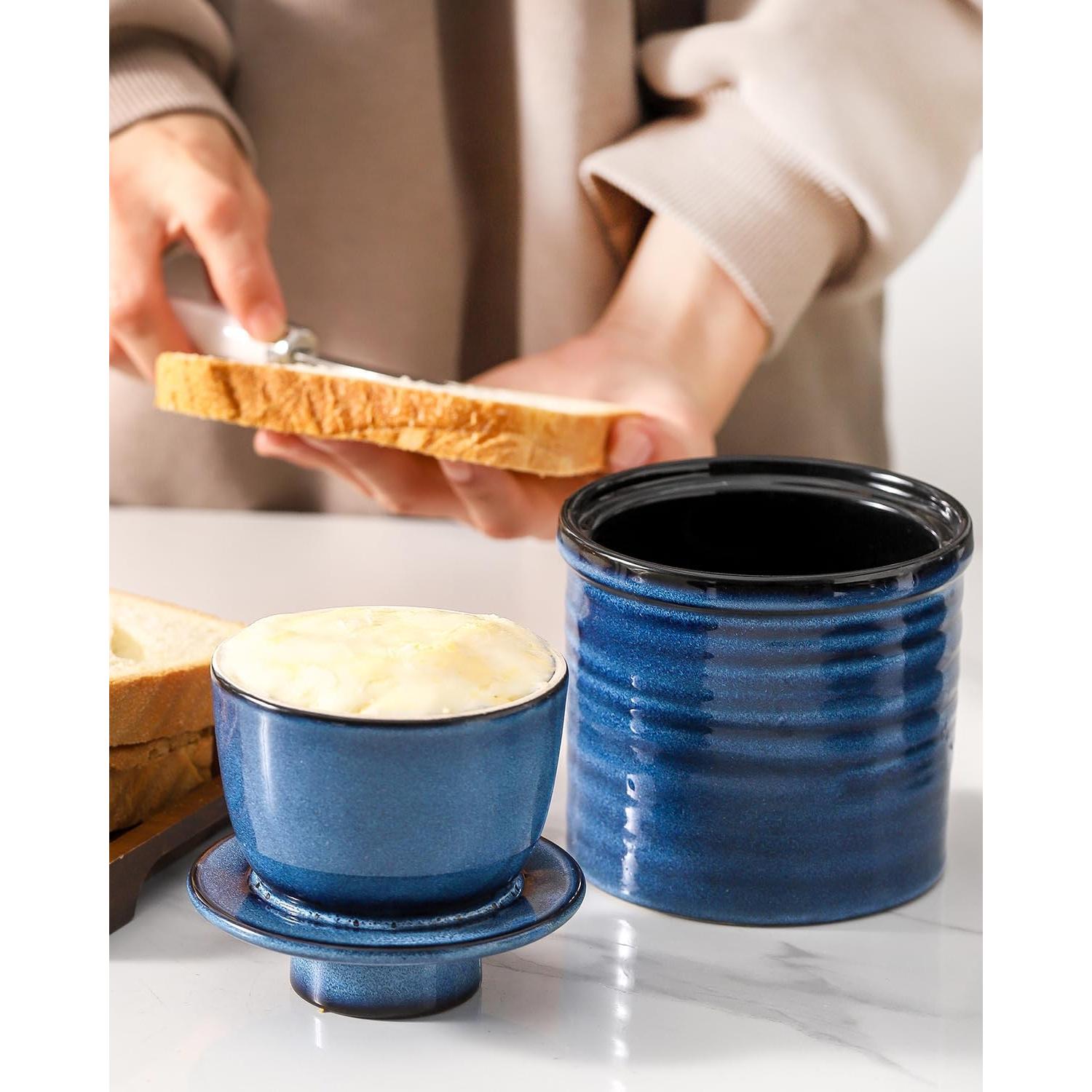 Crock de Mantequilla Tikooere Cerámica Azul 227g con Tapa