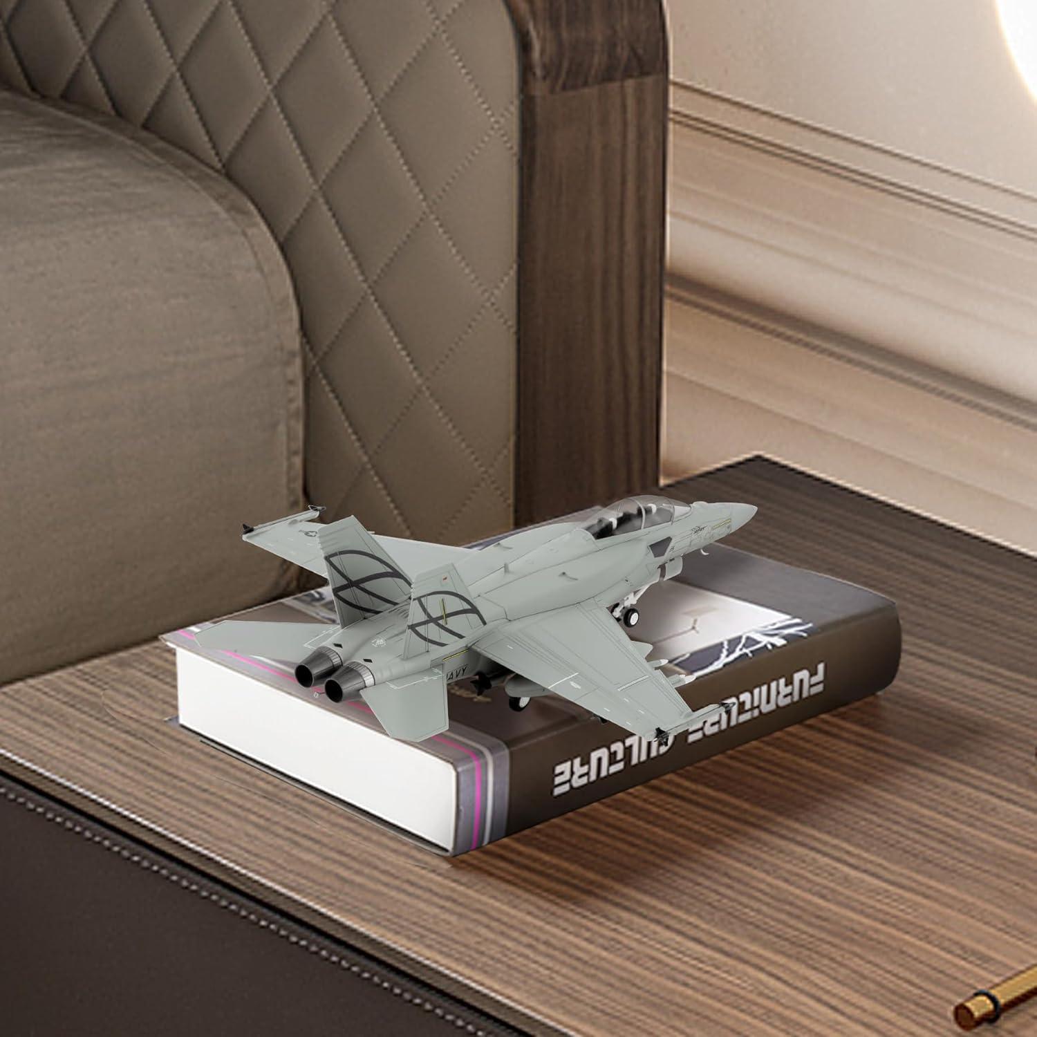 Modelo de avión militar HANGHANG F/A-18F 1:72 aleación