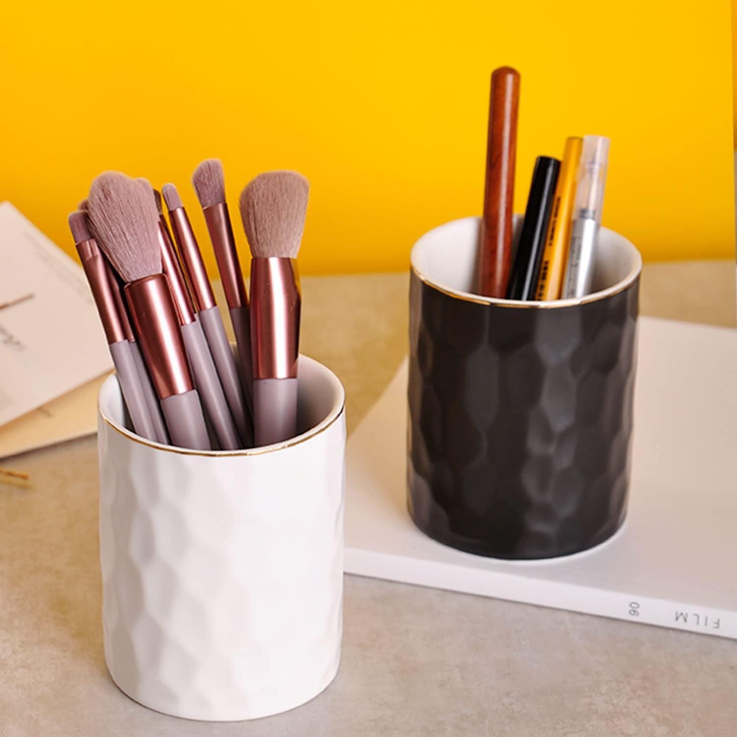 Soporte para Plumas de Cerámica Negra WHJY - Diseño Moderno