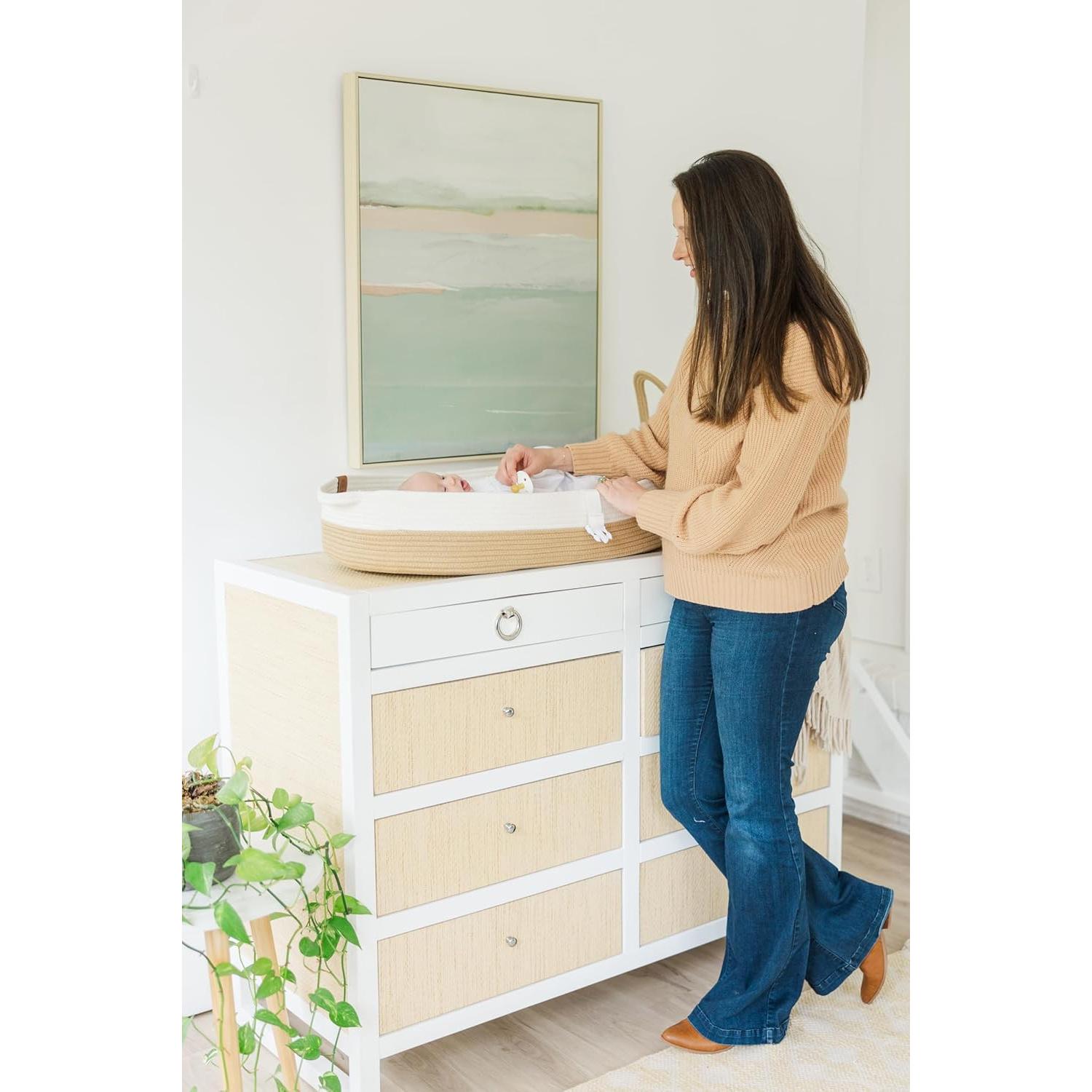 Cesta de Cambio J&JOO con Caddy para Pañales - Marrón y Blanco