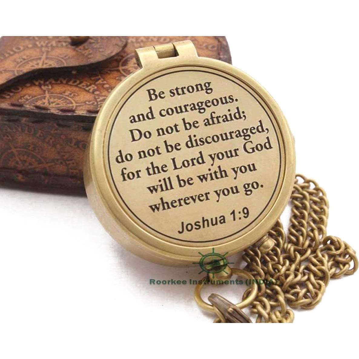 Brújula de Latón Sólido con Funda de Cuero - ROORKEE