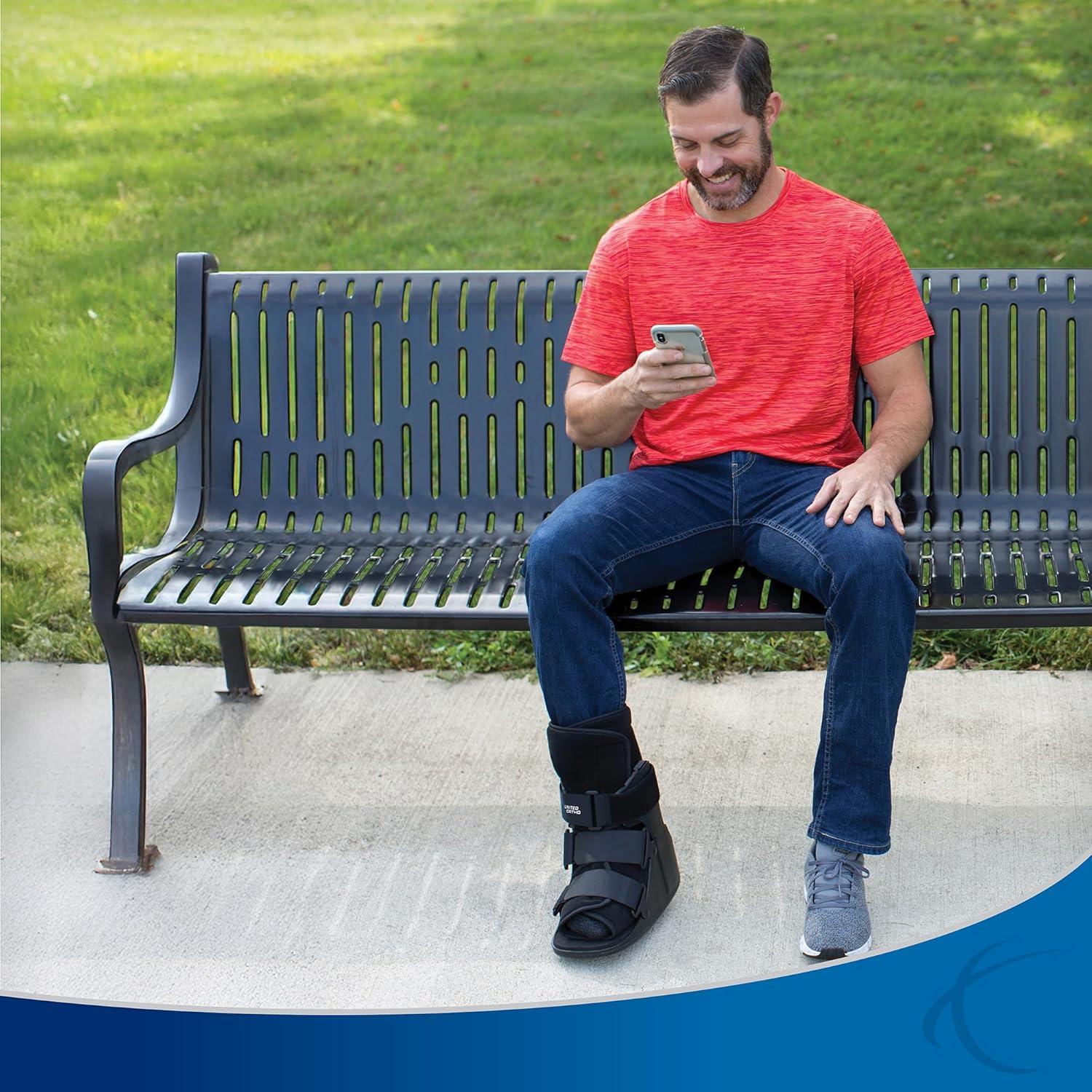 Botín de Fractura Corto Cam Walker United Ortho Negro Extra Pequeño