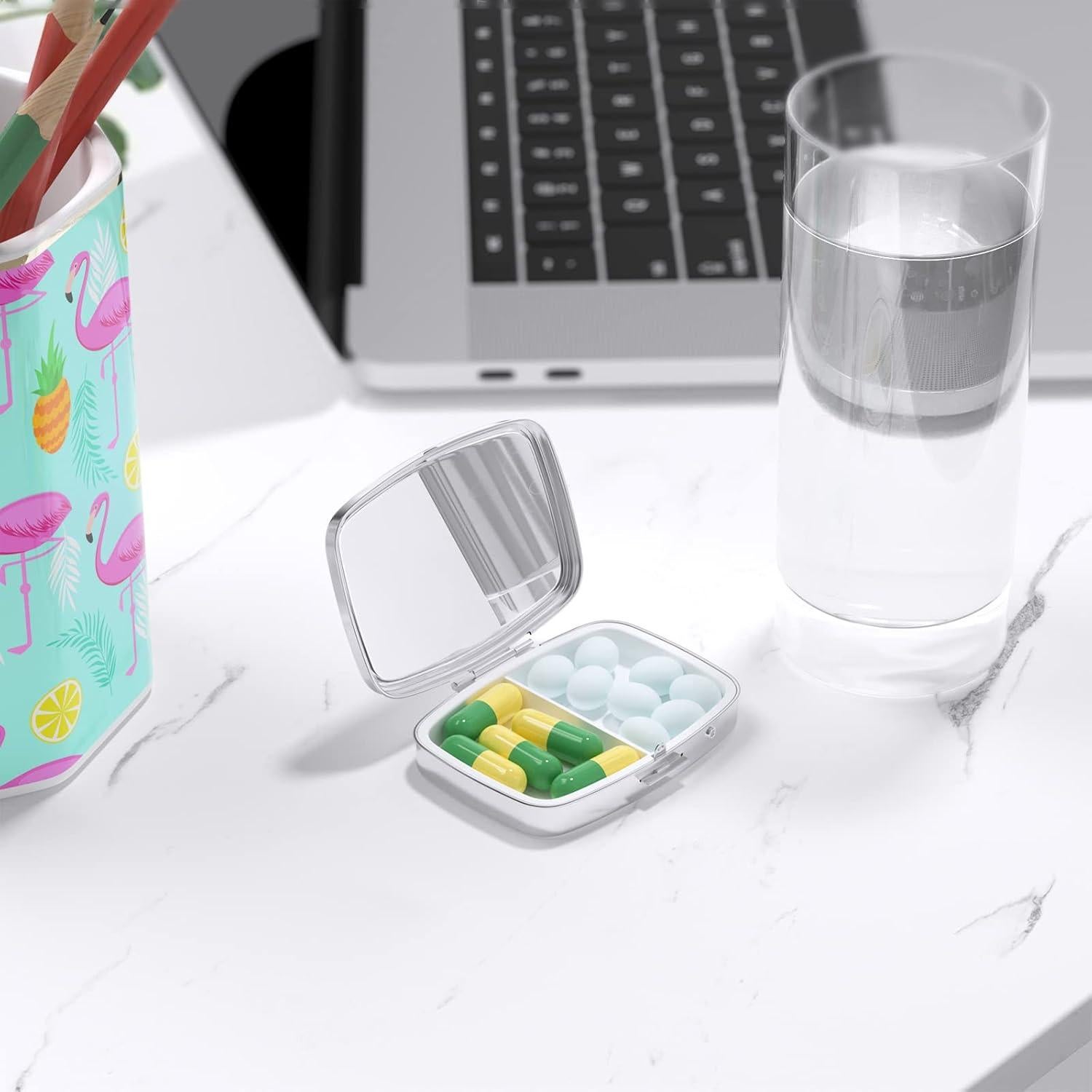 Caja de Pastillas Nipichsha Pequeña Mármol Colorido 5.6x4.1cm