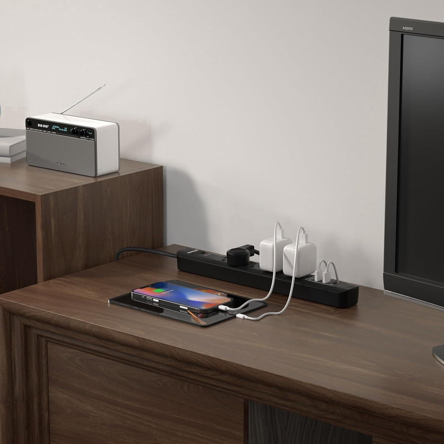 Regleta de Sobretensión Oviitech 6 Salidas y 3 USB 1.52m