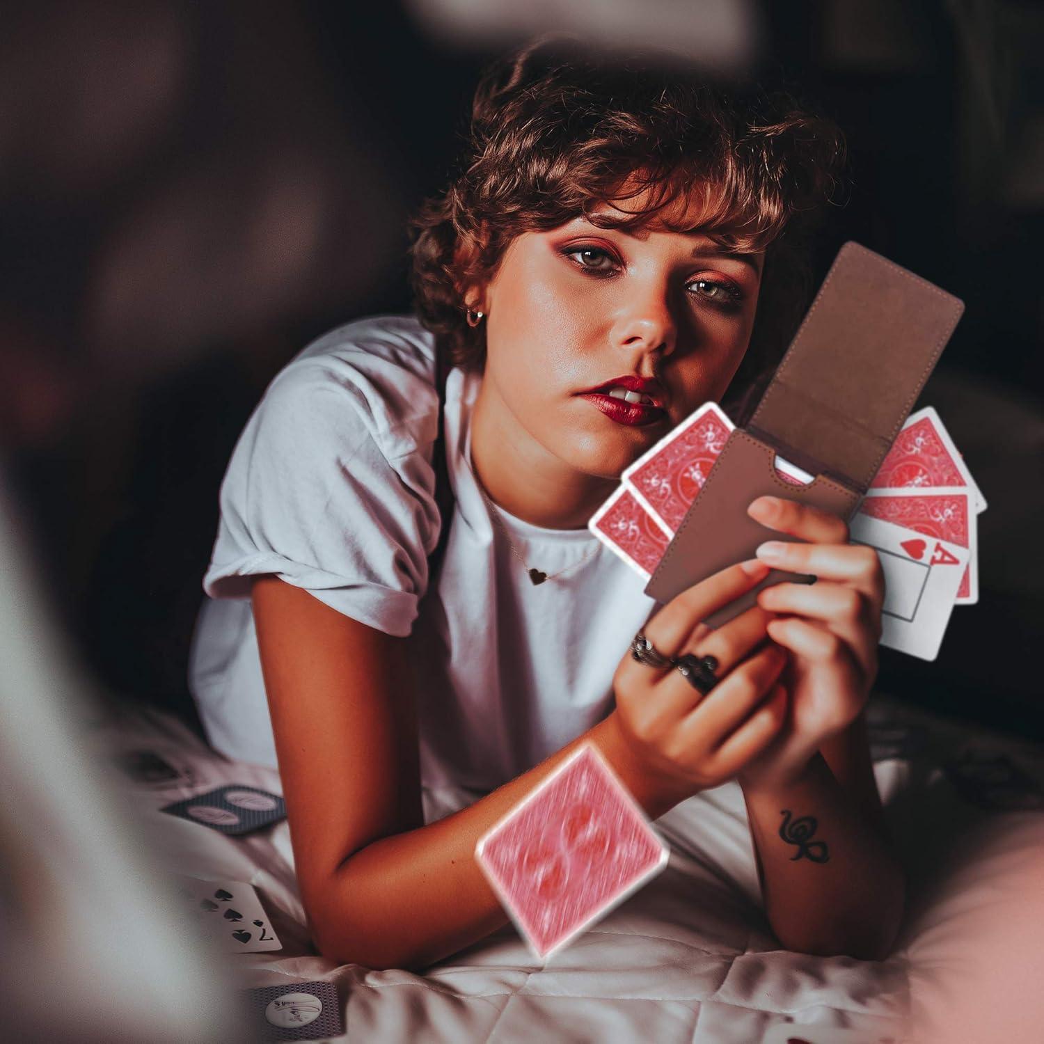 Estuche de Cartas de Piel Luck Lab - Cierre Magnético, Marrón