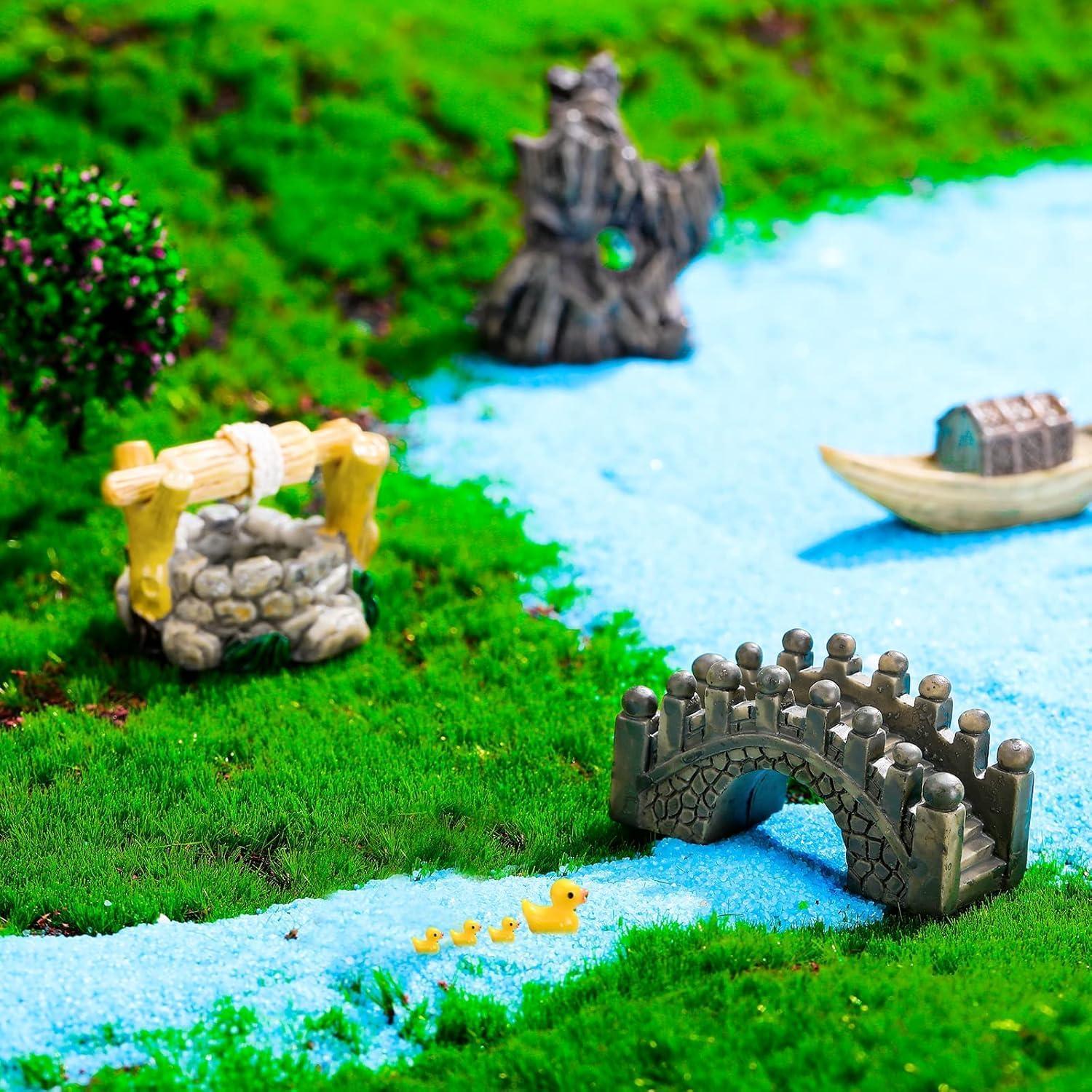 Mini Fairy Garden Accessories Kit, Micro Landscape Decoration Pond Bridge Ornaments, Miniature Figurines for Potted Plant Bonsai Terrarium Decor Little Brown Plank Bridge(ZS193)