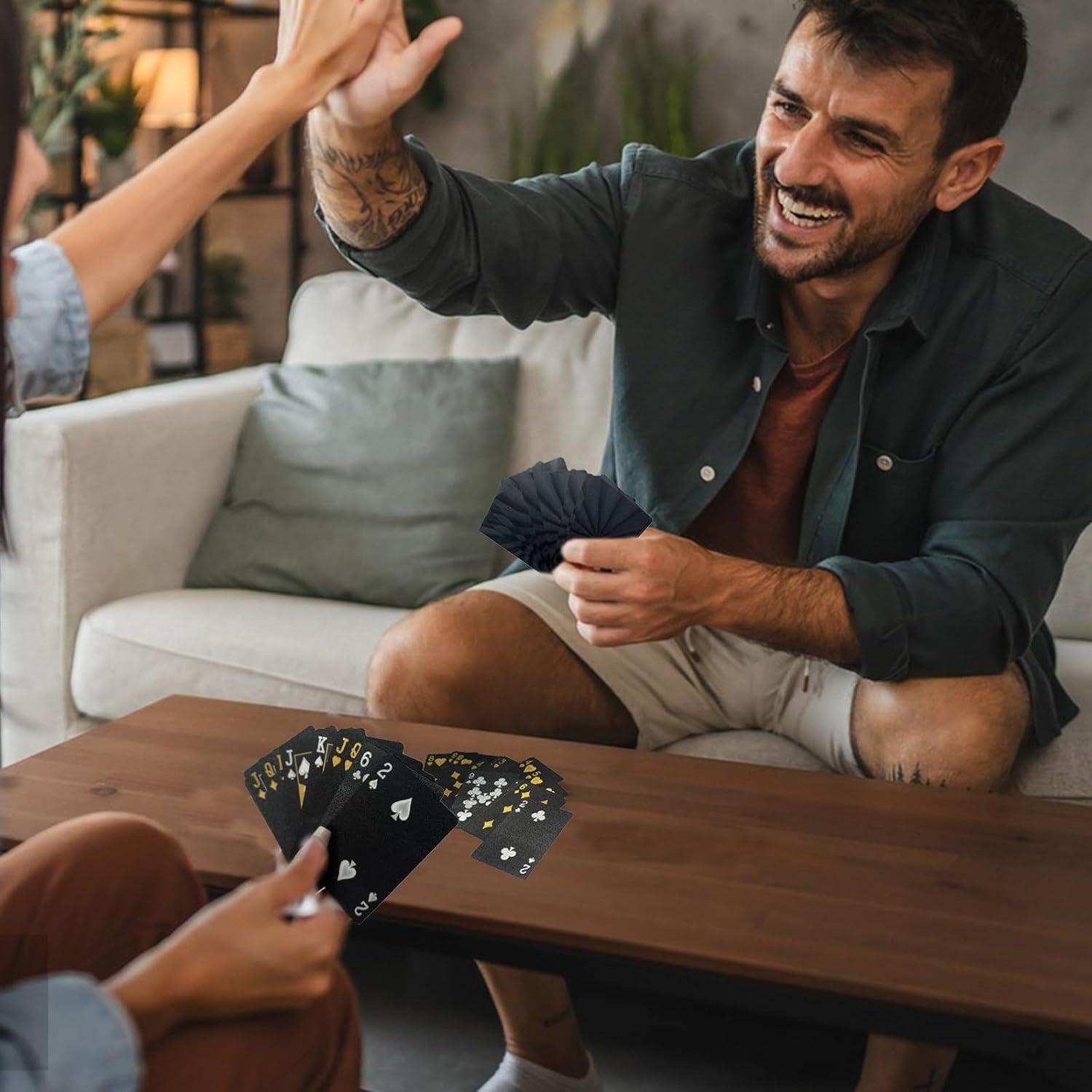 Barajas de Cartas Impermeables BKBNSJ 2 Unidades Negro-Dorado