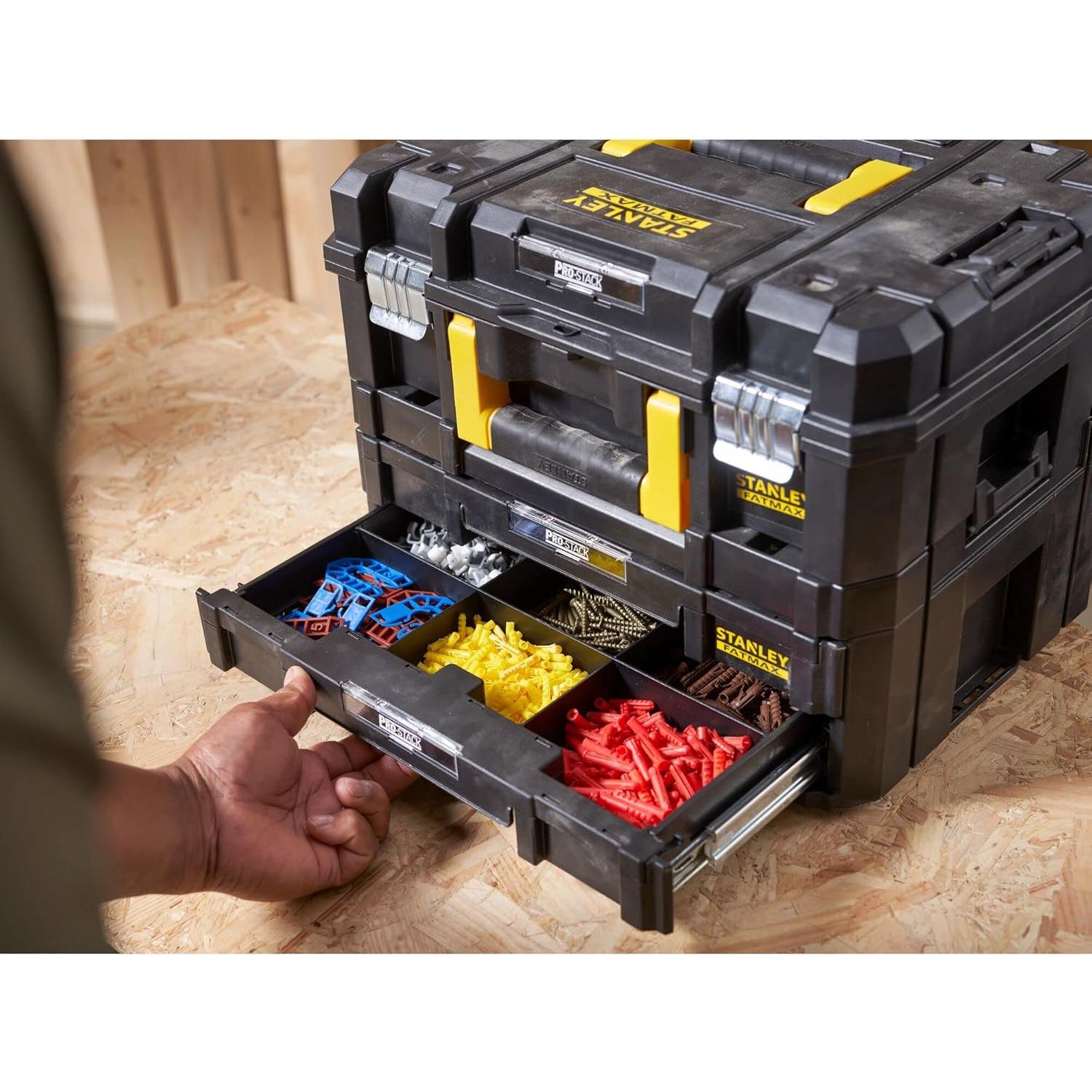 Caja de herramientas Stanley FatMax Tstak 21.5L con 2 cajones