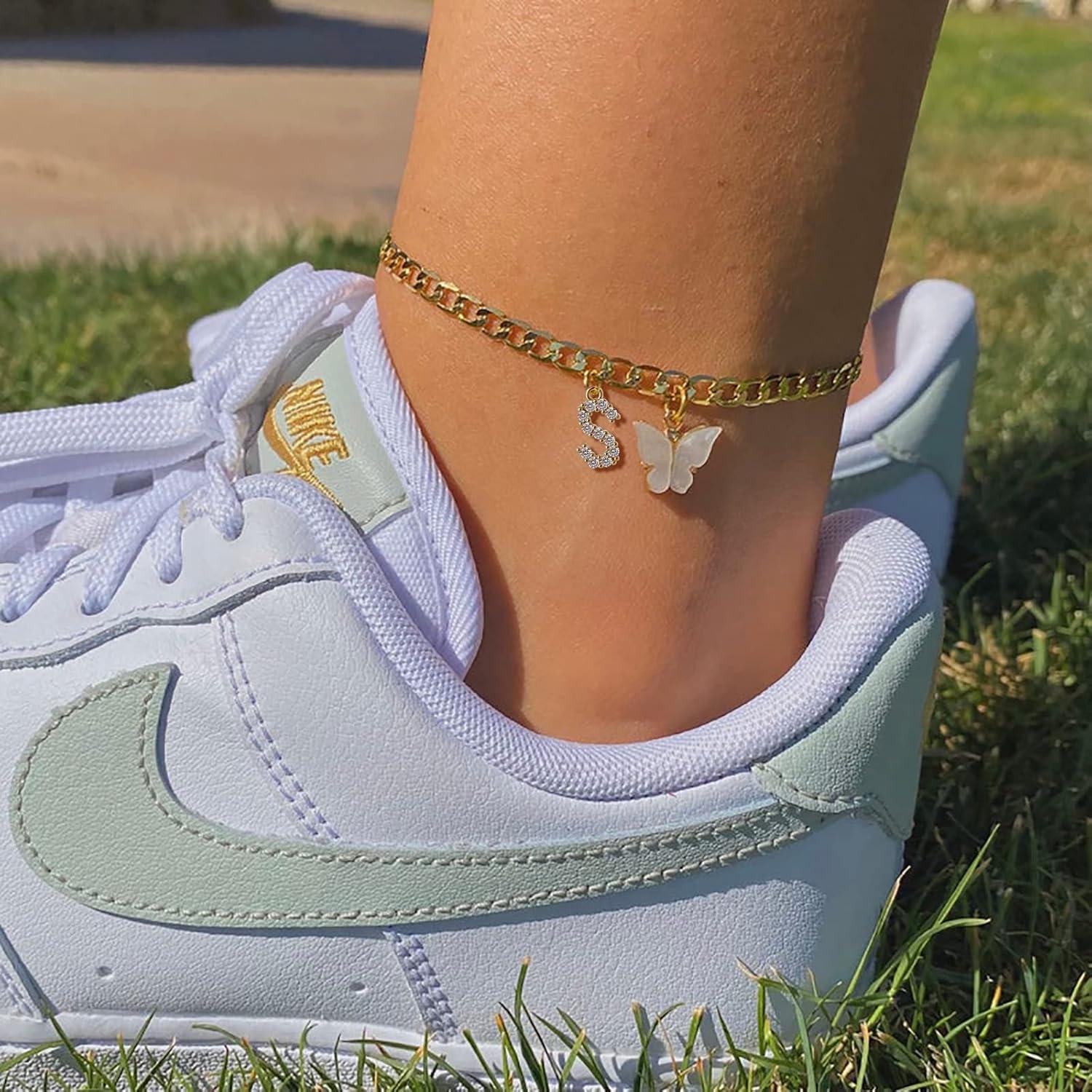 Pulsera de Tobillo Inicial de Mariposa Viromy Baño de Oro 14K