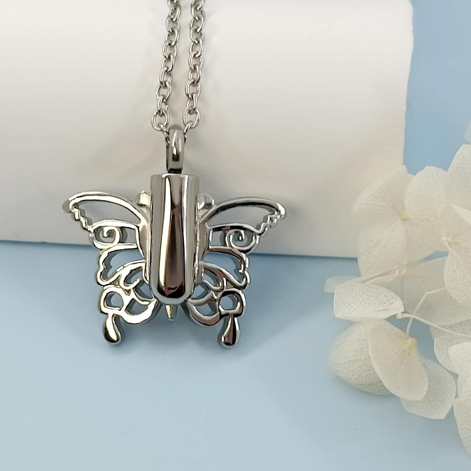 Collar de Urna de Cremación Mariposa QeenseKc Acero Inoxidable
