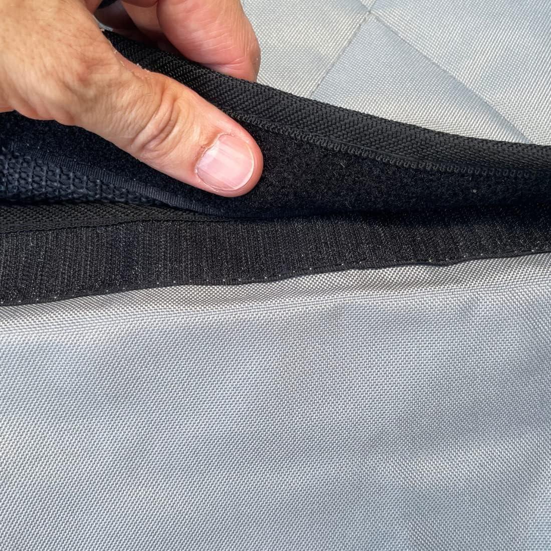 Protector de Puerta para Perros 4Knines - Resistente y Fácil de Limpiar