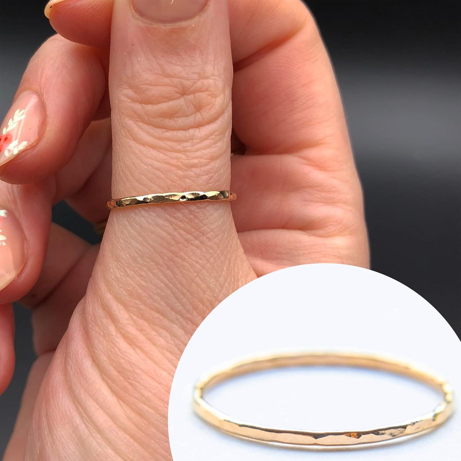 Anillo de Oro Lleno Martillado Minimalista para Mujeres - Tamaño 3