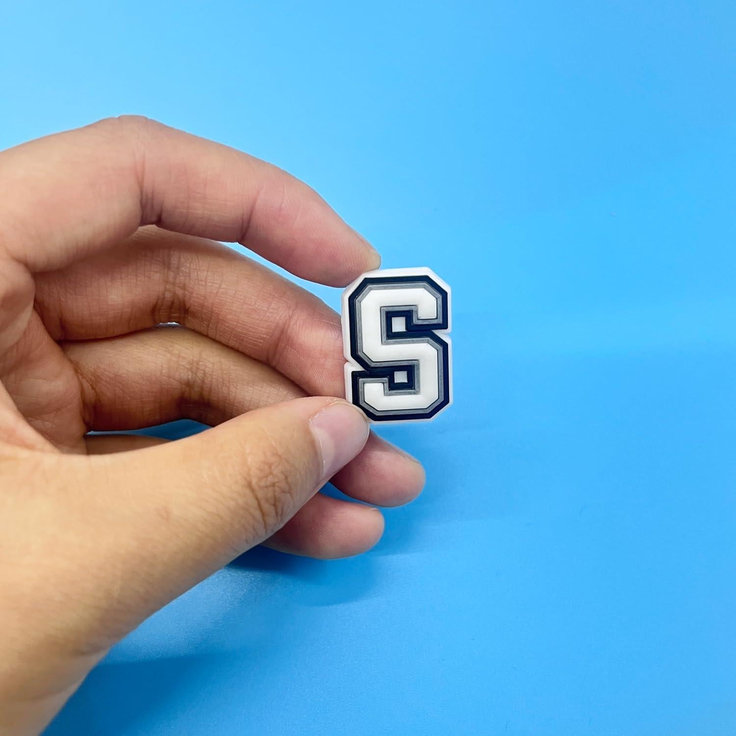 Encantos de Letra Individual Fannoday para Zapatos DIY - Letra S