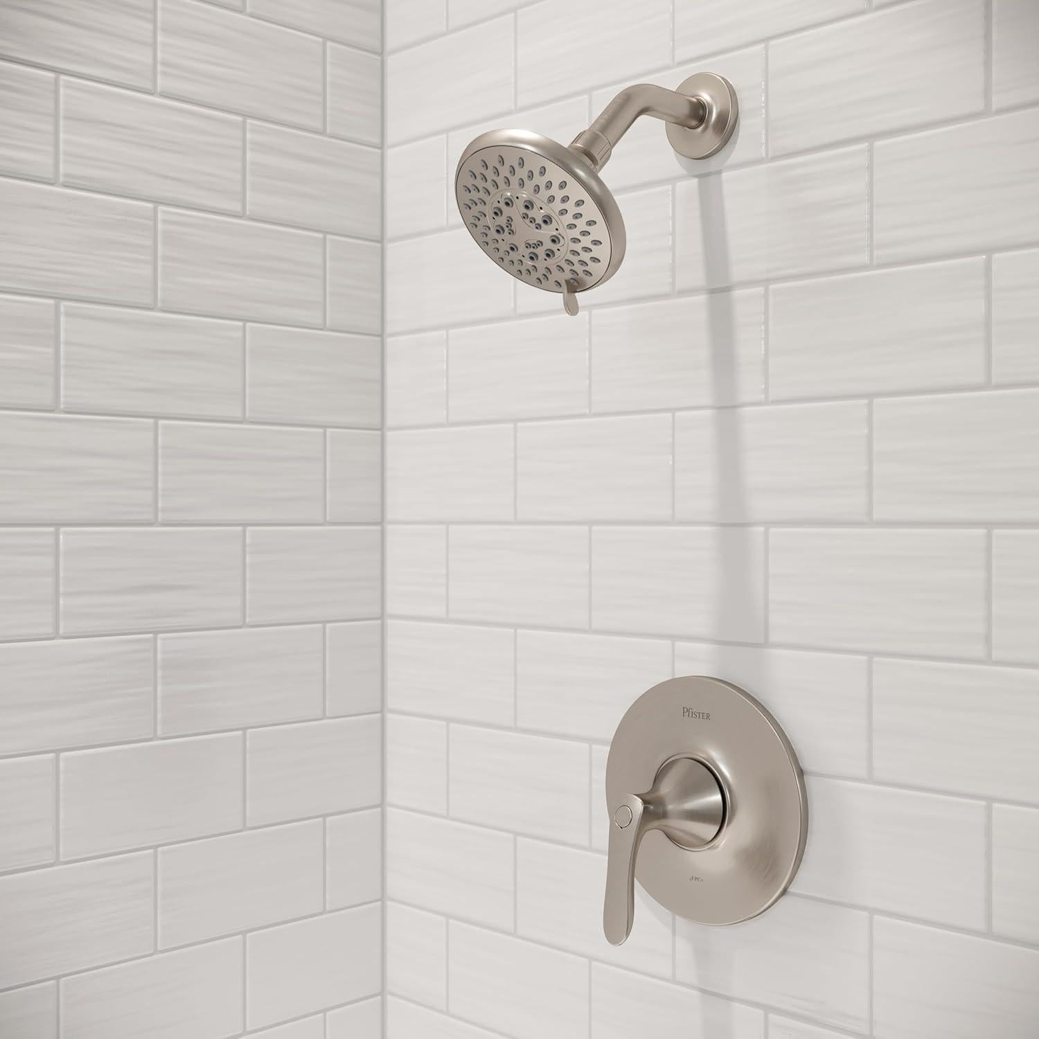 Kit de recubrimiento de ducha Pfister Weller, níquel cepillado, 1 mango
