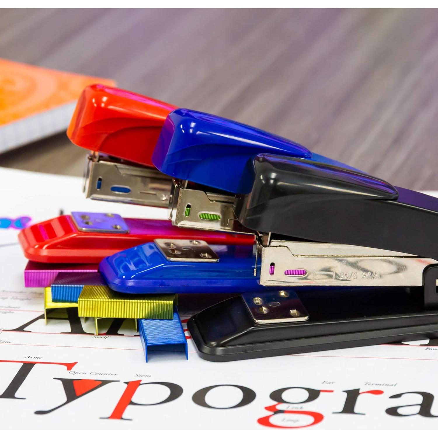 Grapas Estándar BAZIC 3000 Unidades Color Metálico