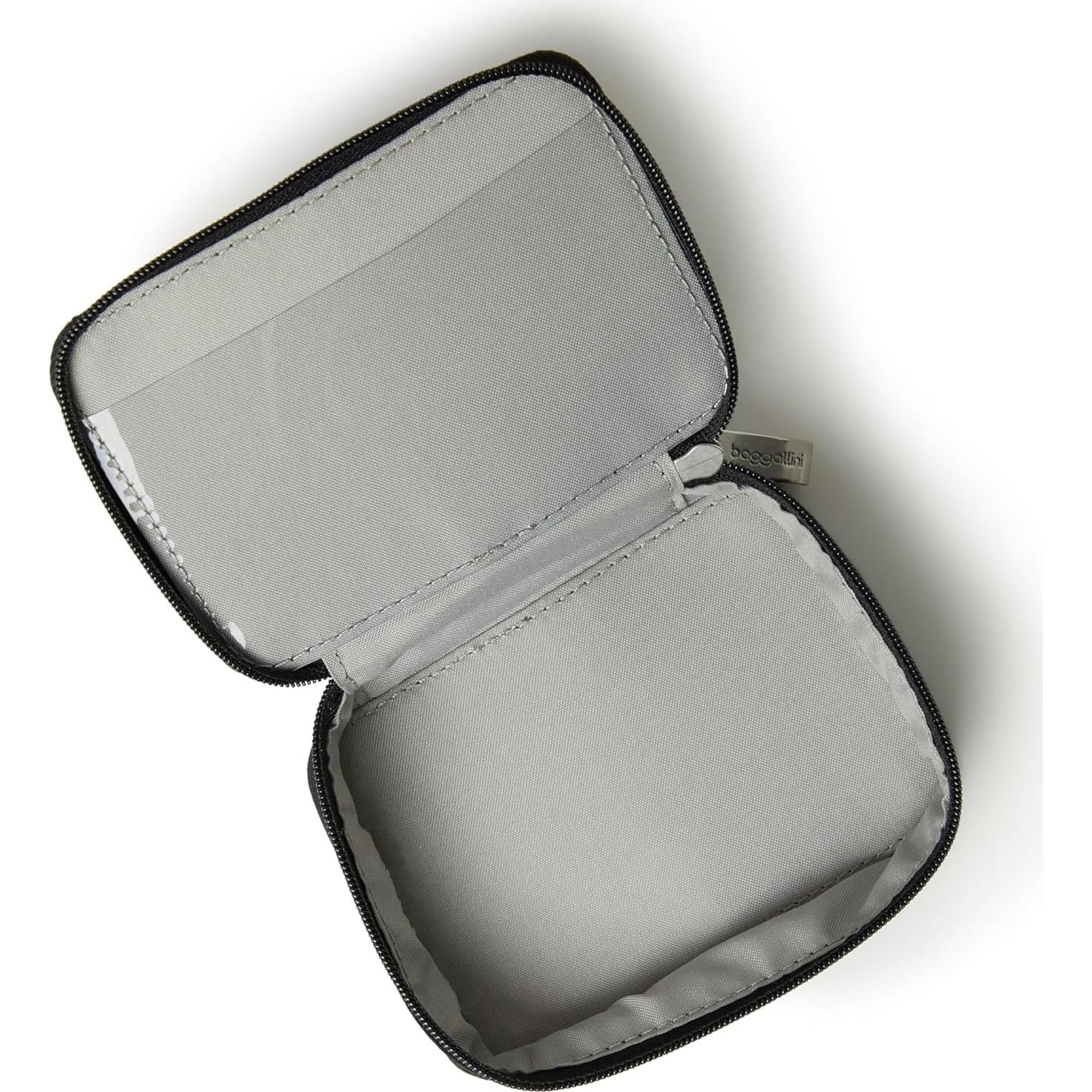 Estuche Organizador de Pastillas Baggallini 10.8x7.6 cm Negro