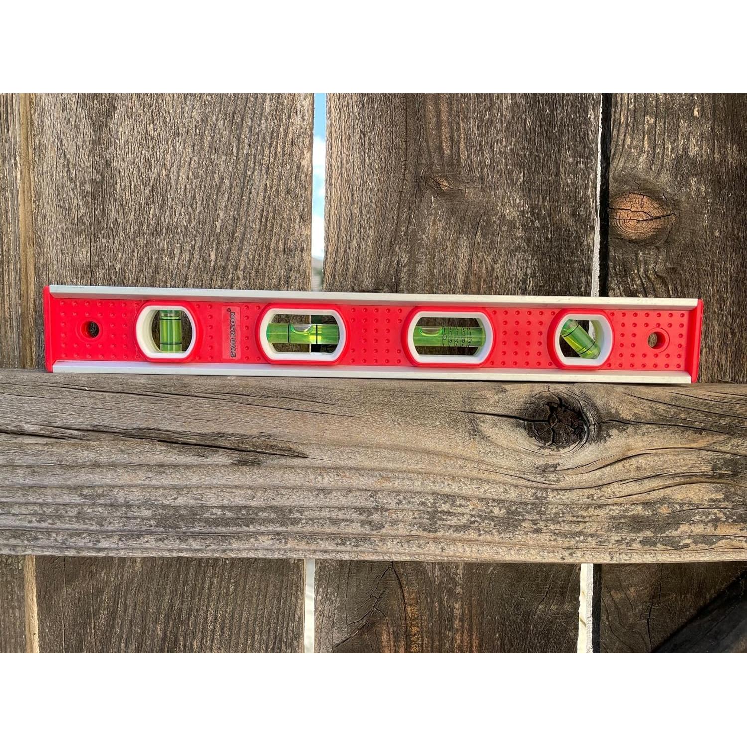 Nivel de Caja de Herramientas Magnético Swanson 30.48 cm Aluminio