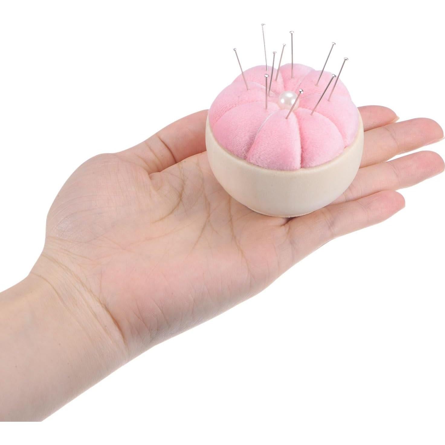 Almohadilla de Agujas HARFINGTON con Base de Madera Crema