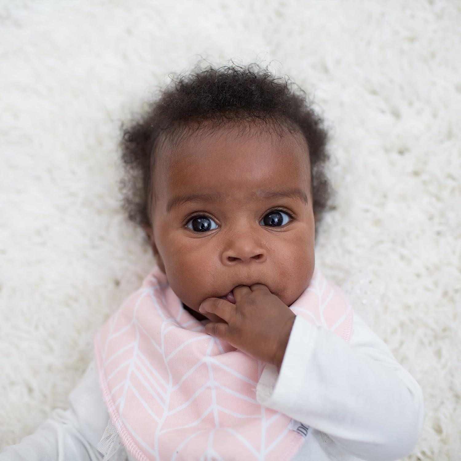 Babero Bandana Dr. Brown's Suave y Absorbente con Mordedor