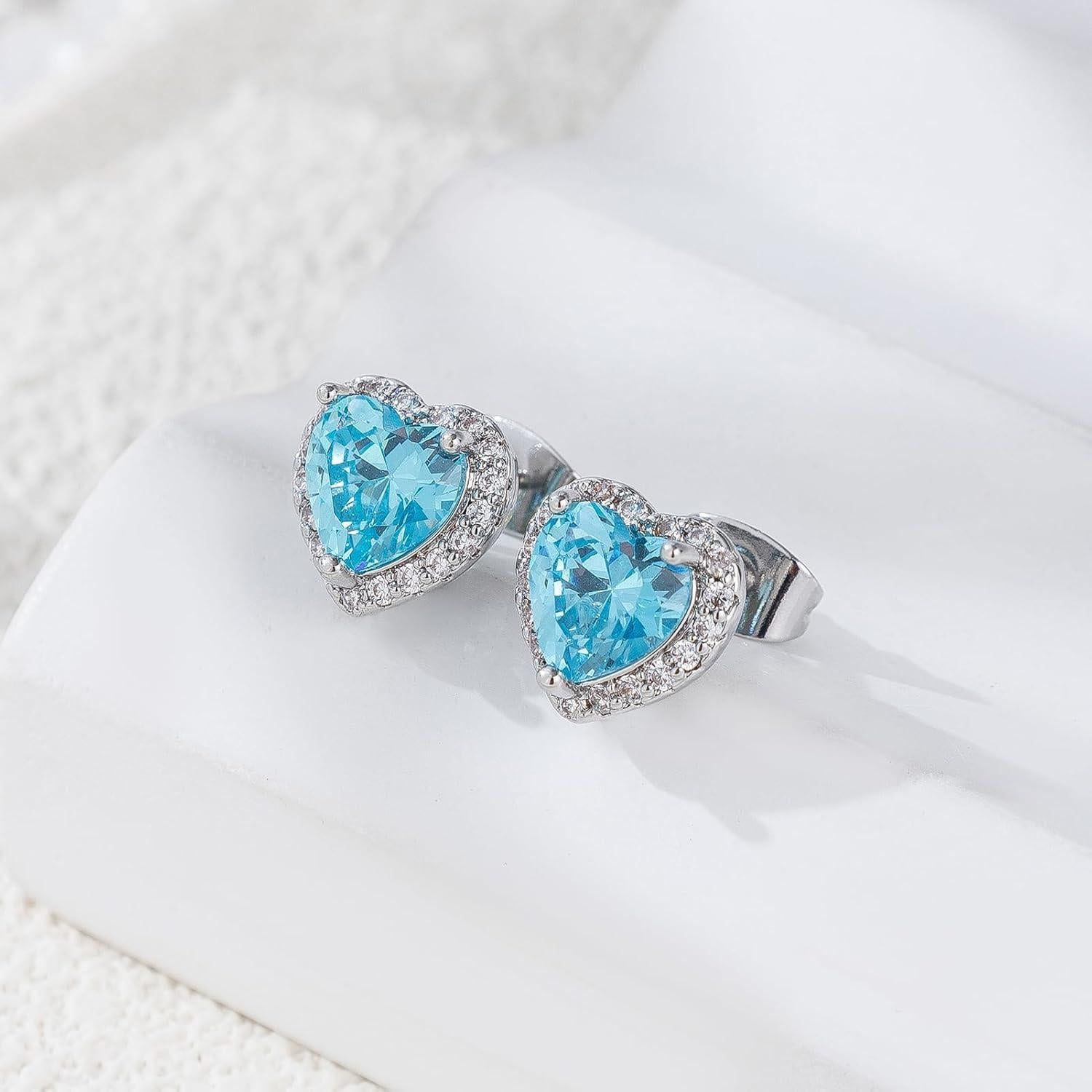 Pendientes de Stud YOMELA Corazón Aguamarina CZ 10mm