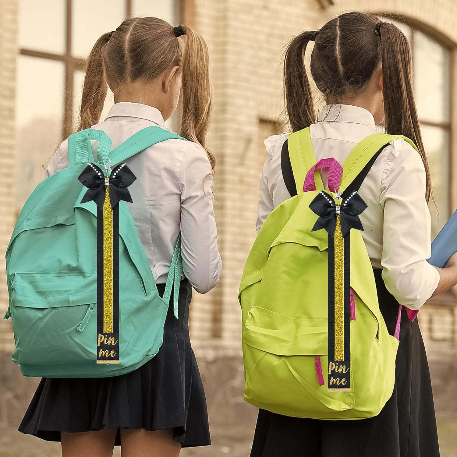 Set de 2 Llaveros Cheer Pin Me DEEKA para Mochila - Nylon Brillante