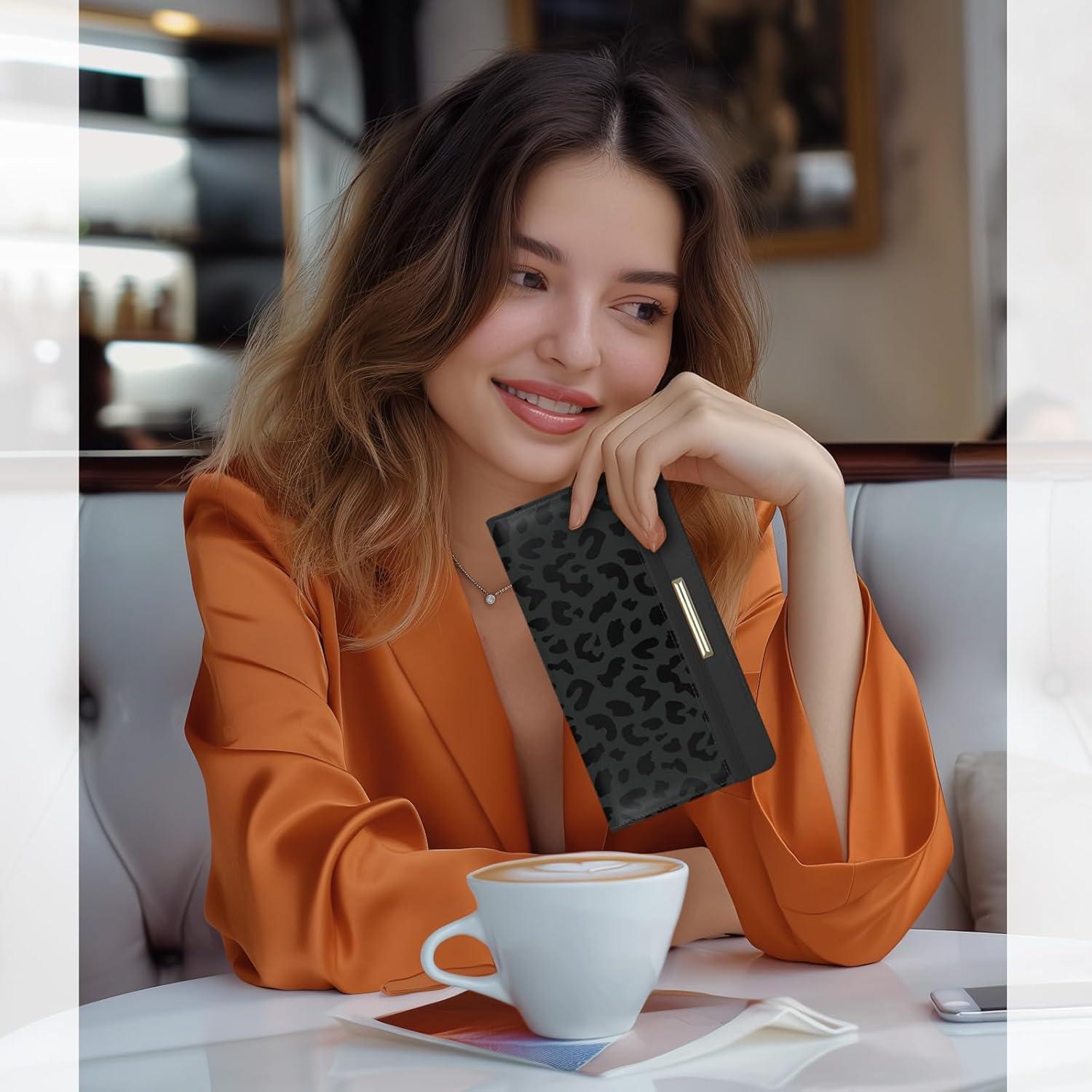 Cubierta de Chequera Kakurookie con Bloqueo RFID - Leopardo-Negro