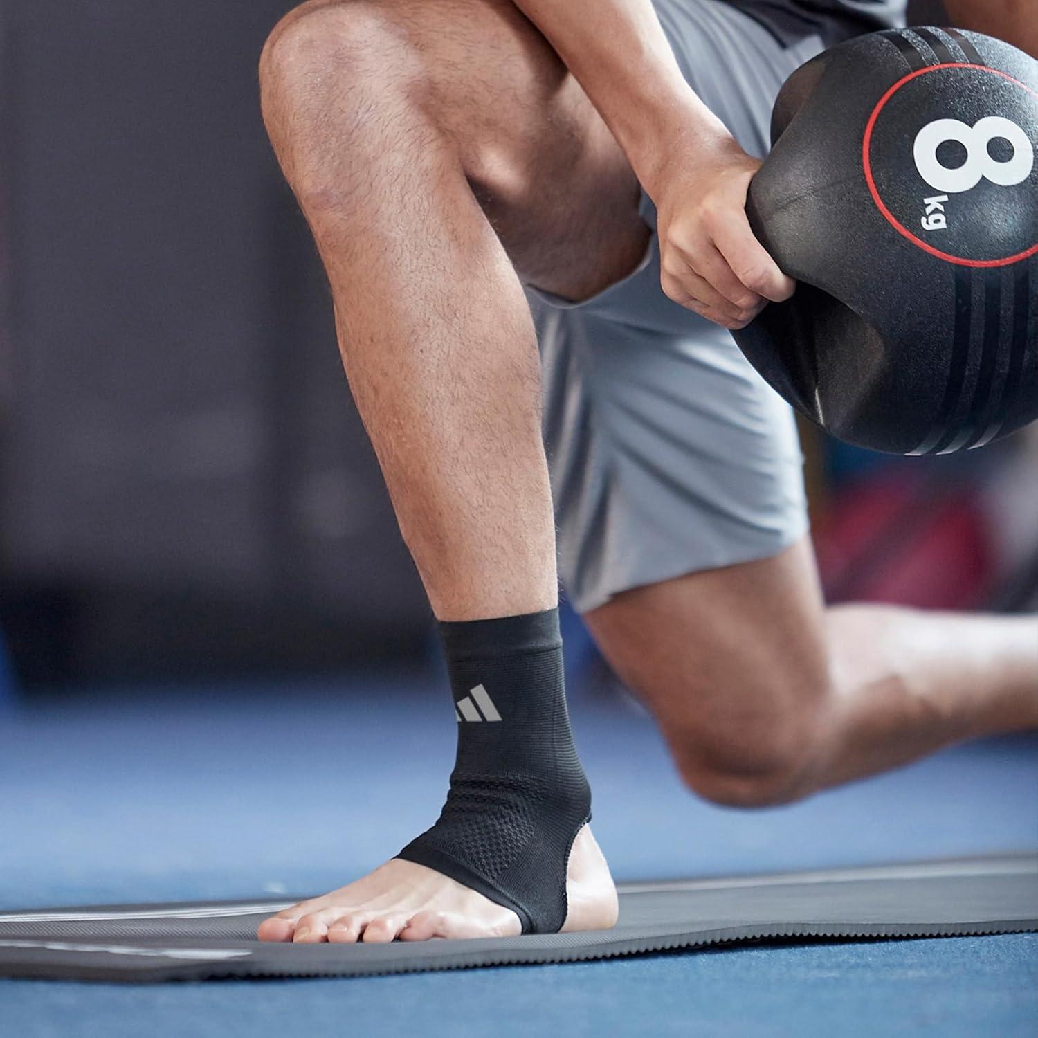 Manga de Compresión para Tobillo Adidas Aeroready Mediana