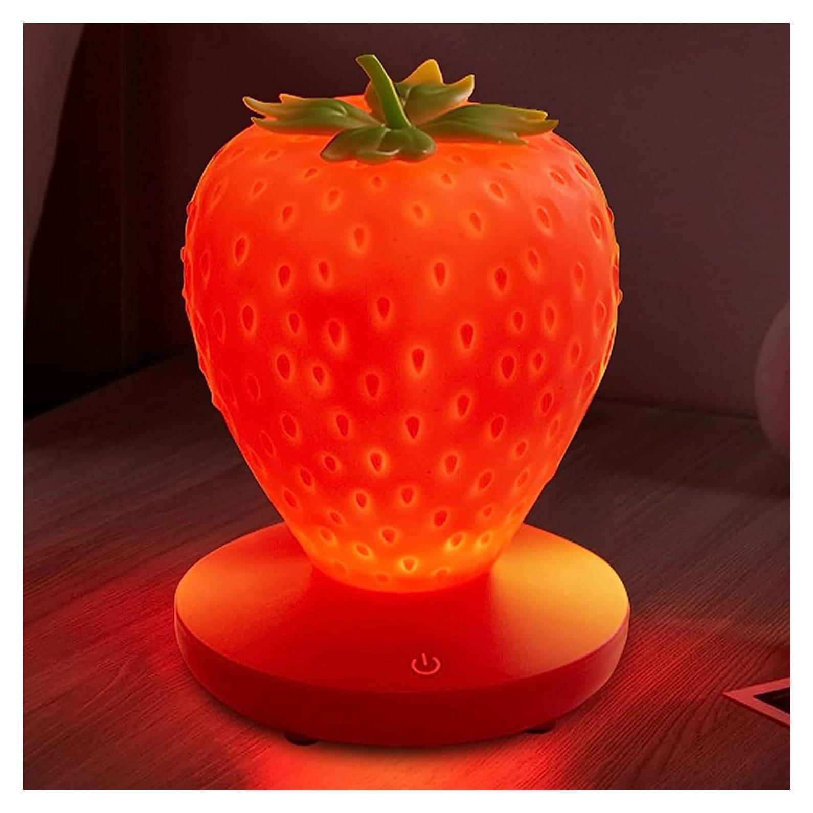 Luz Nocturna de Fresa WLHONG Recargable USB 3 Niveles