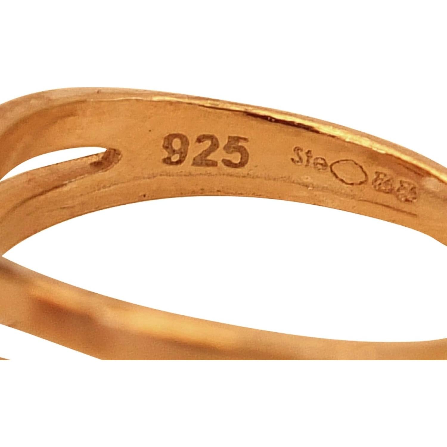 Anillo Ajustable de Dedo Chevron Dorado MIYA Joyería - Plata 925